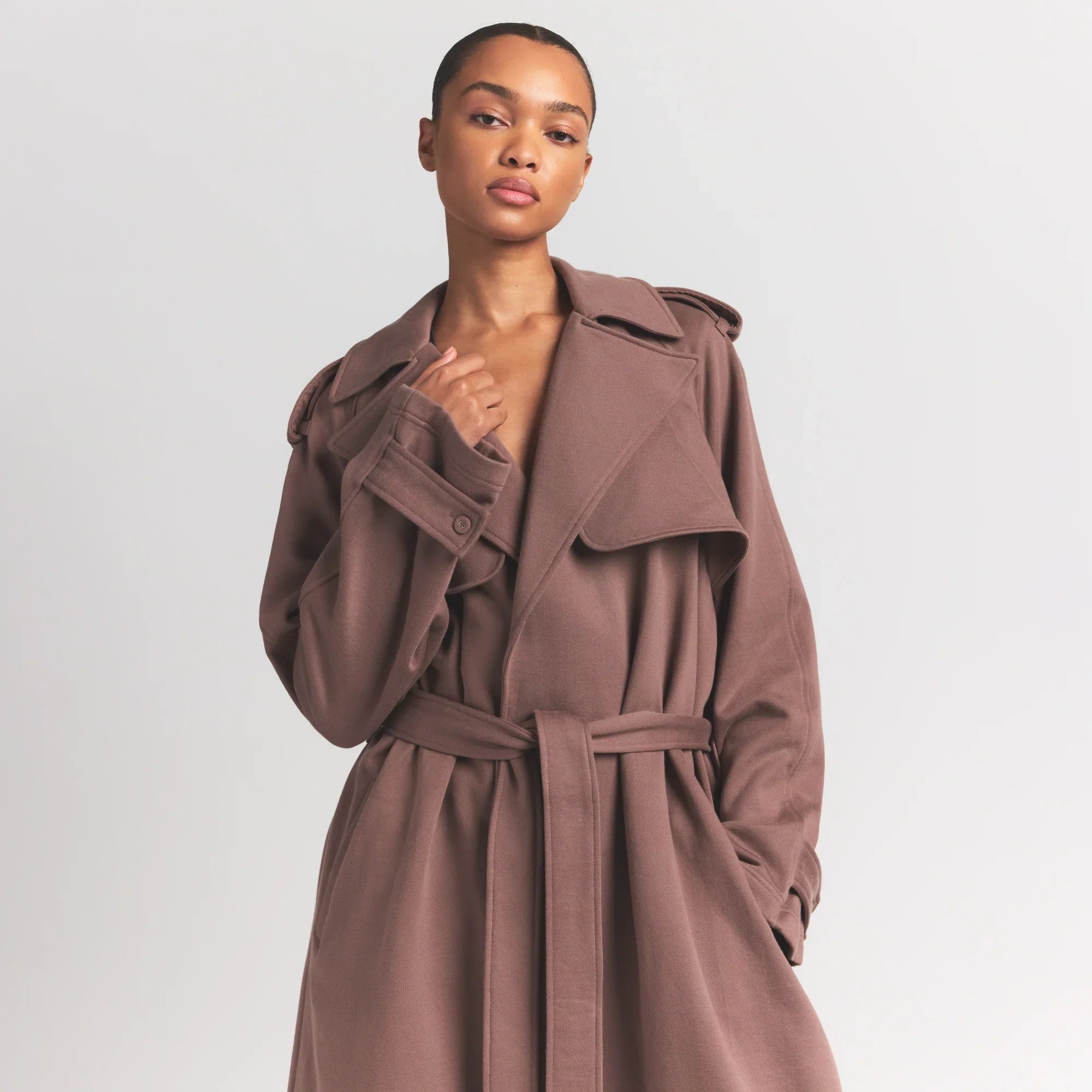 SKIMS BOYFRIEND FLEECE OVERBedenD TRENCH COAT | UMBER - Sneaker Türkiye