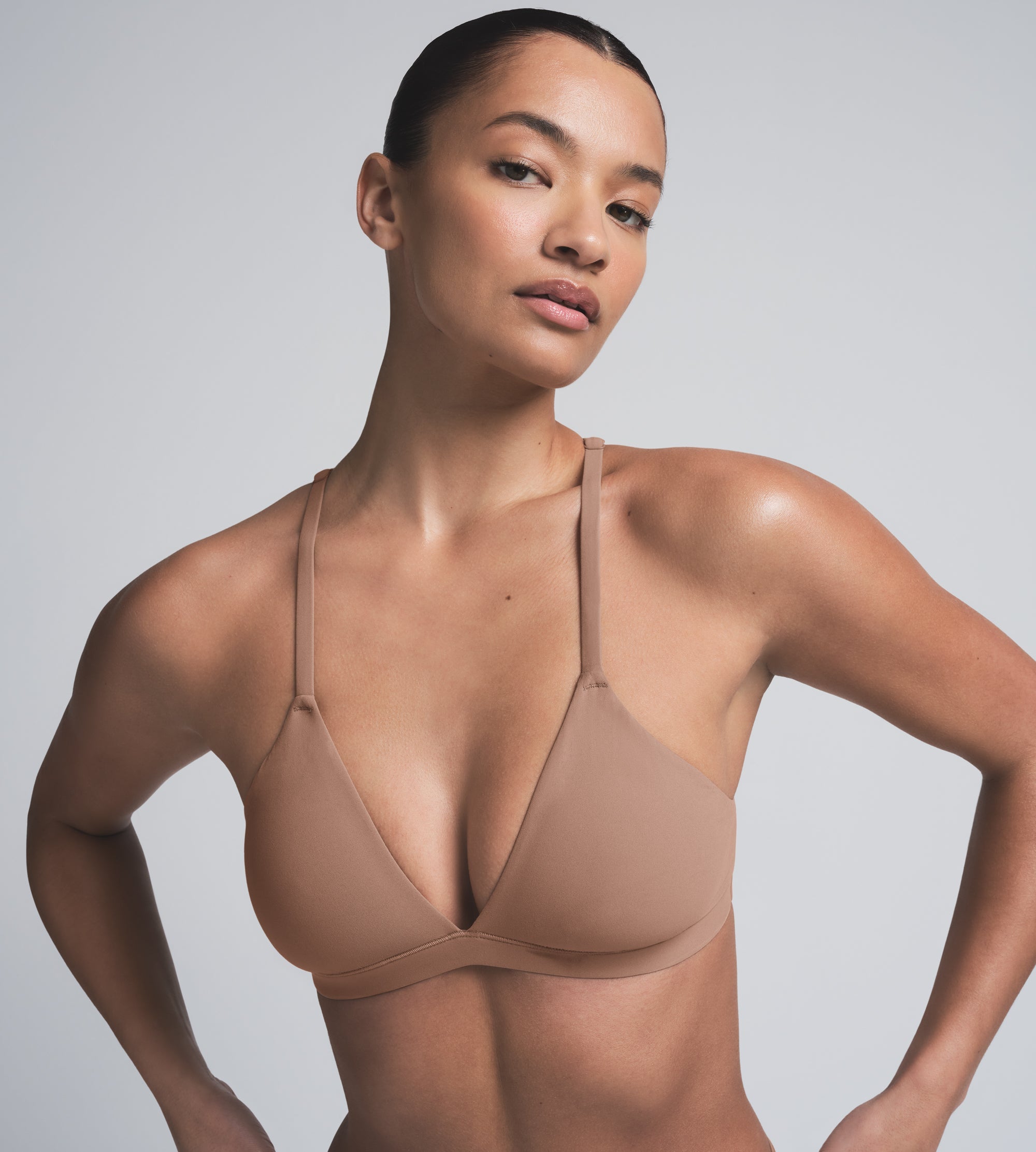 SKIMS FITS EVERYBODY RACERBACK TRIANGLE BRALETTE | SIENNA - Sneaker Türkiye