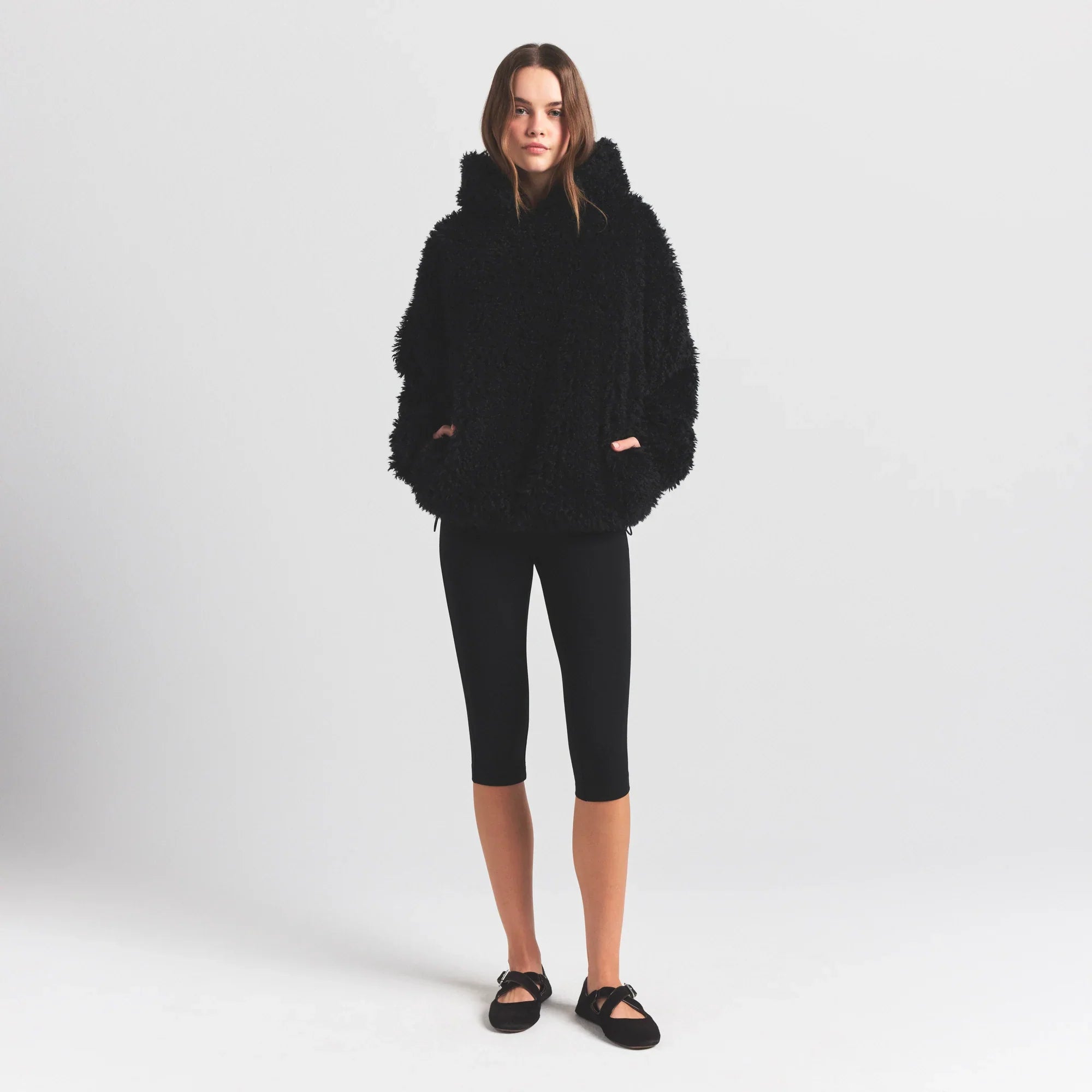 SKIMS FAUX FUR HOODIE | ONYX - Sneaker Türkiye