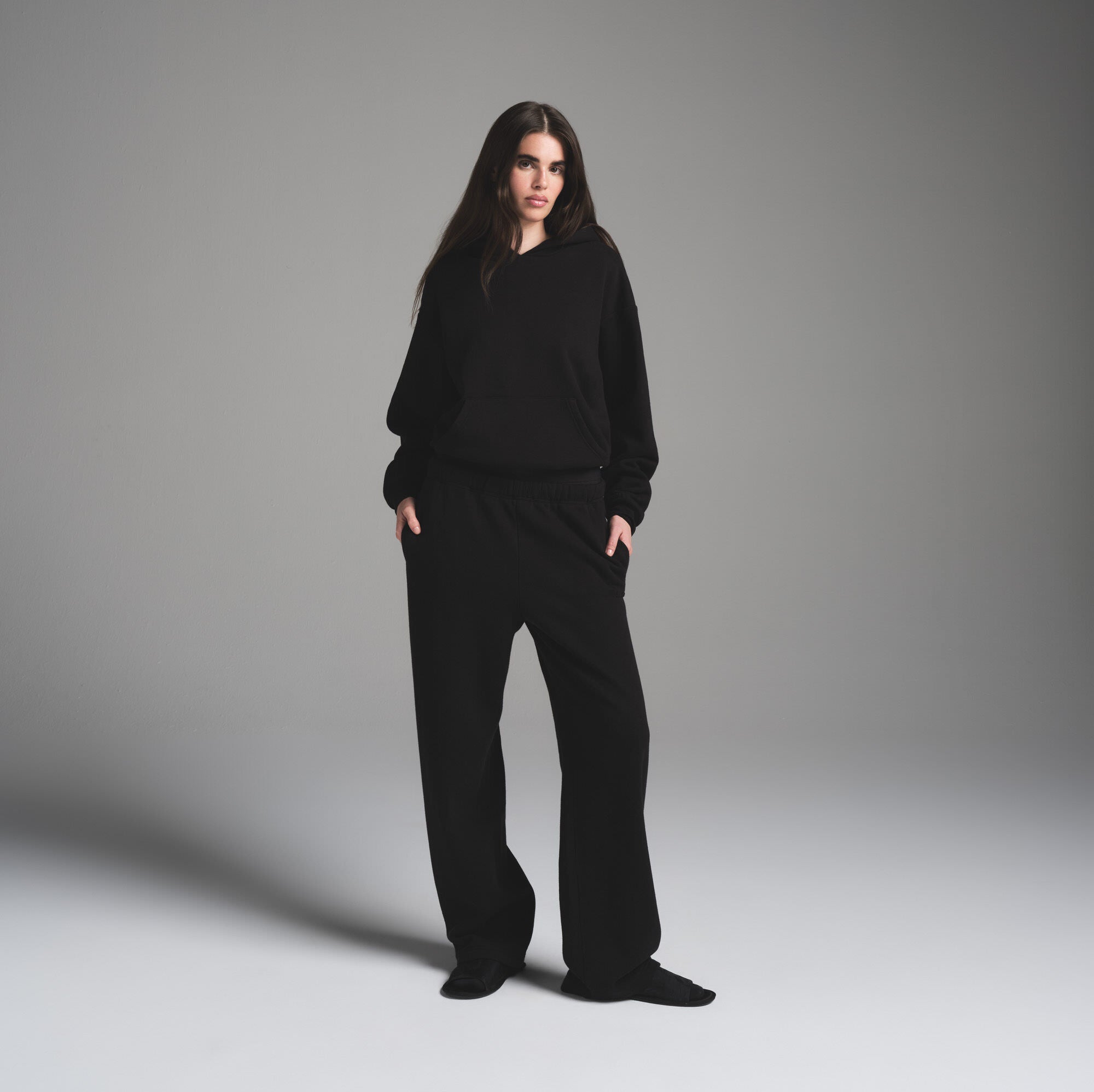 SKIMS COTTON FLEECE CLASSIC HOODIE | ONYX - Sneaker Türkiye