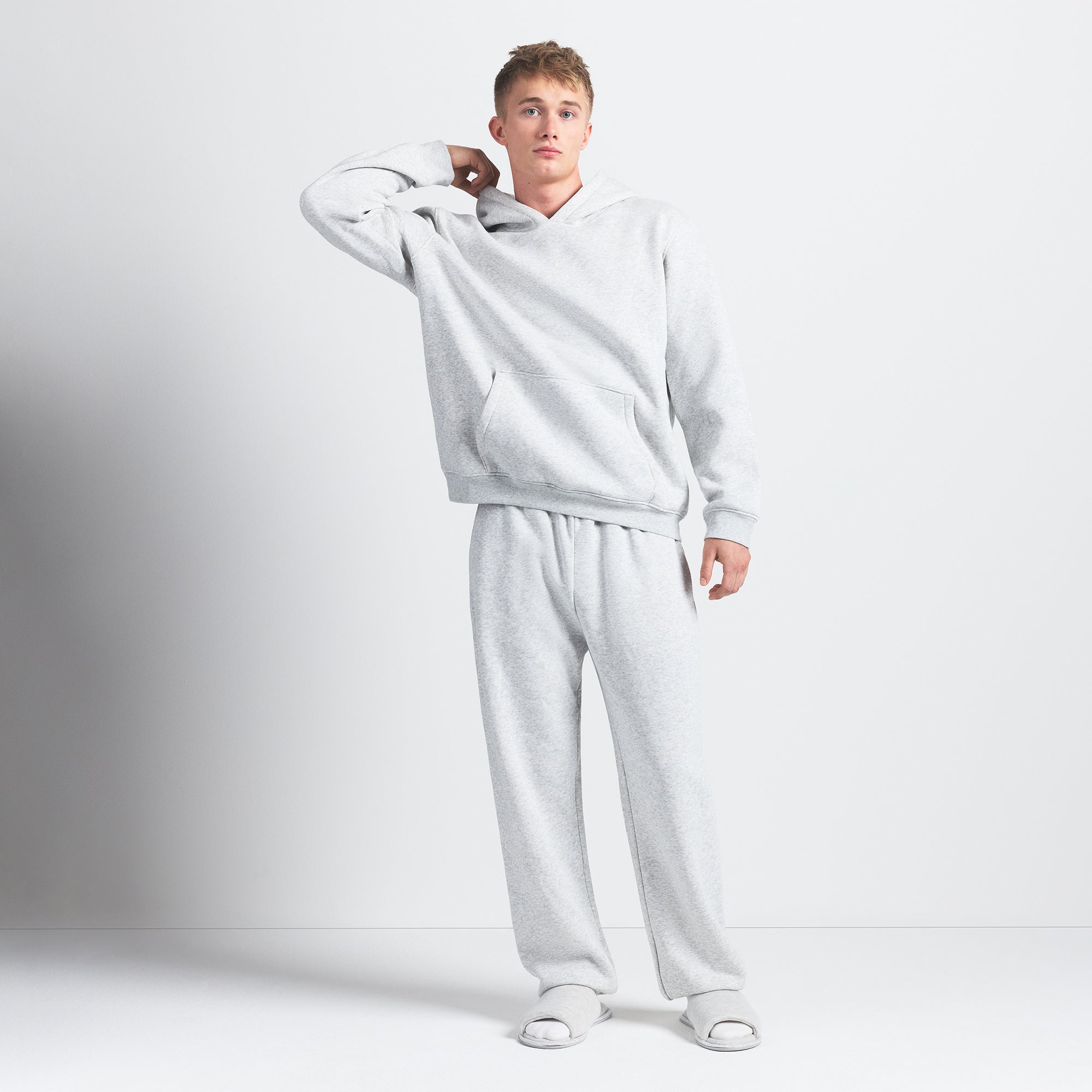 SKIMS FLEECE LOUNGE MENS RELAXED HOODIE | LIGHT HEATHER GREY - Sneaker Türkiye
