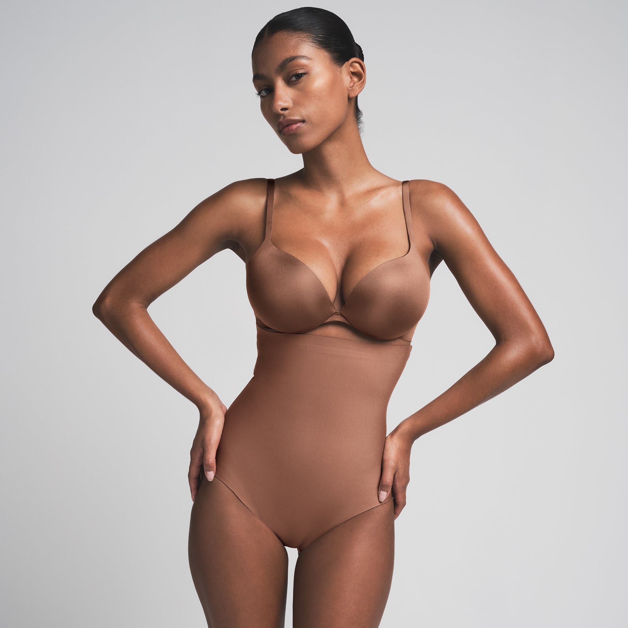 SKIMS BODY CORE SCULPT HIGH-WAISTED BRIEF | JASPER - Sneaker Türkiye