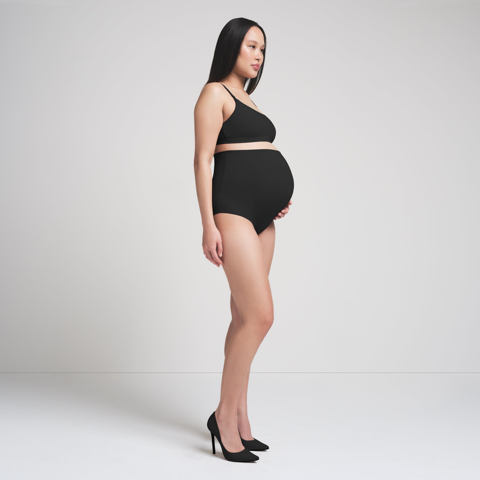 SKIMS FITS EVERYBODY MATERNITY HIGH-WAISTED BRIEF | ONYX - Sneaker Türkiye
