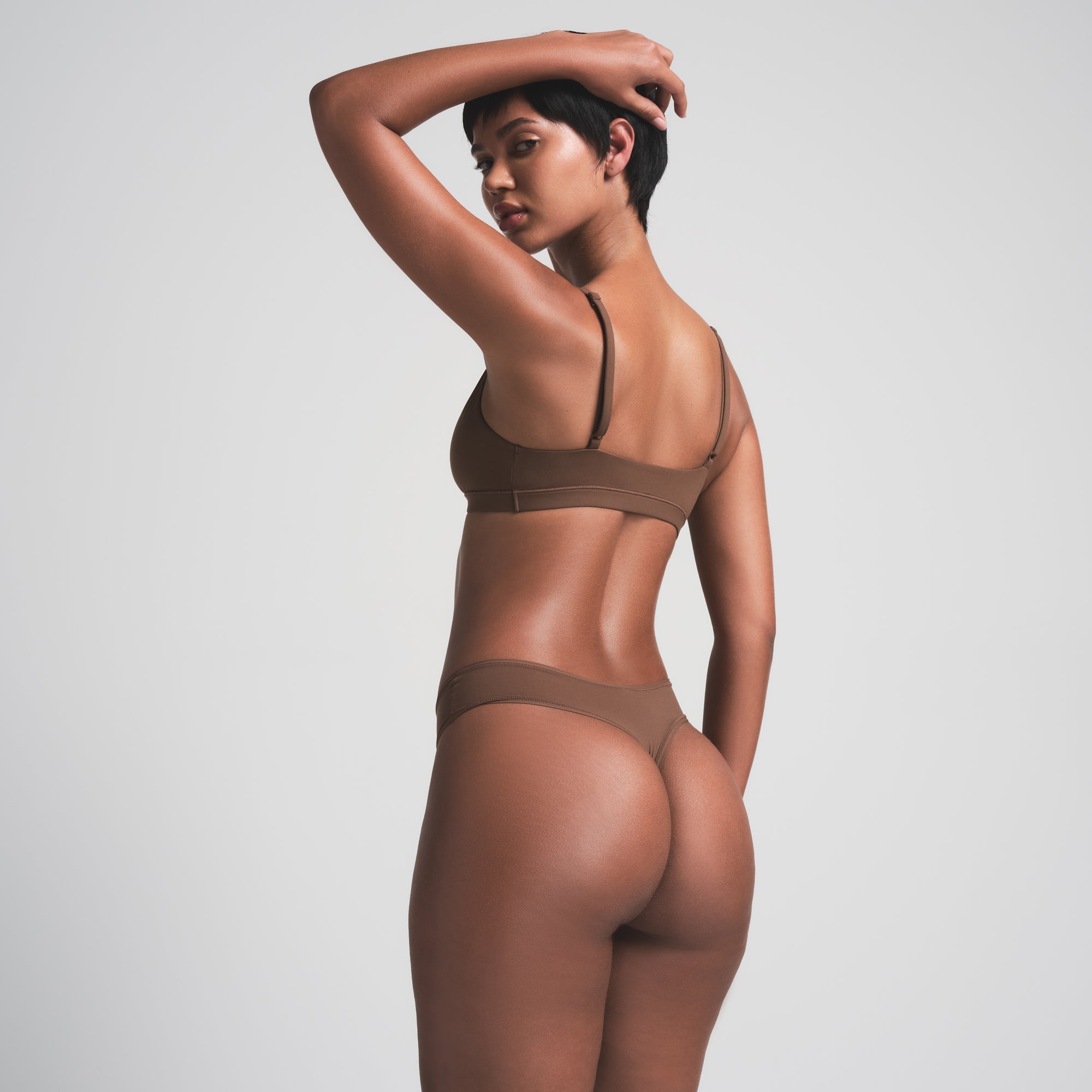 SKIMS FITS EVERYBODY THONG | JASPER - Sneaker Türkiye