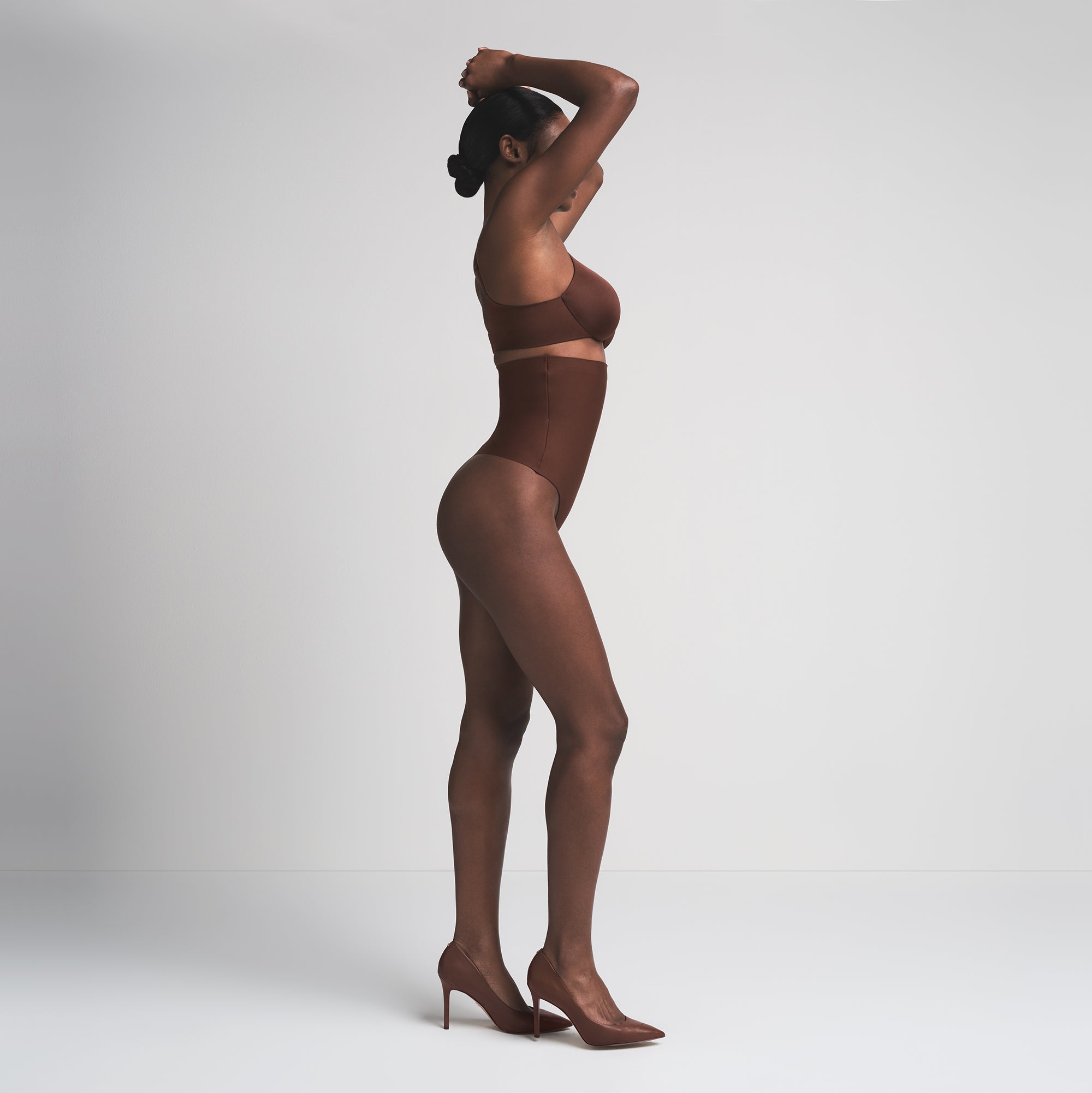 SKIMS BODY CORE SCULPT HIGH-WAISTED THONG | COCOA - Sneaker Türkiye