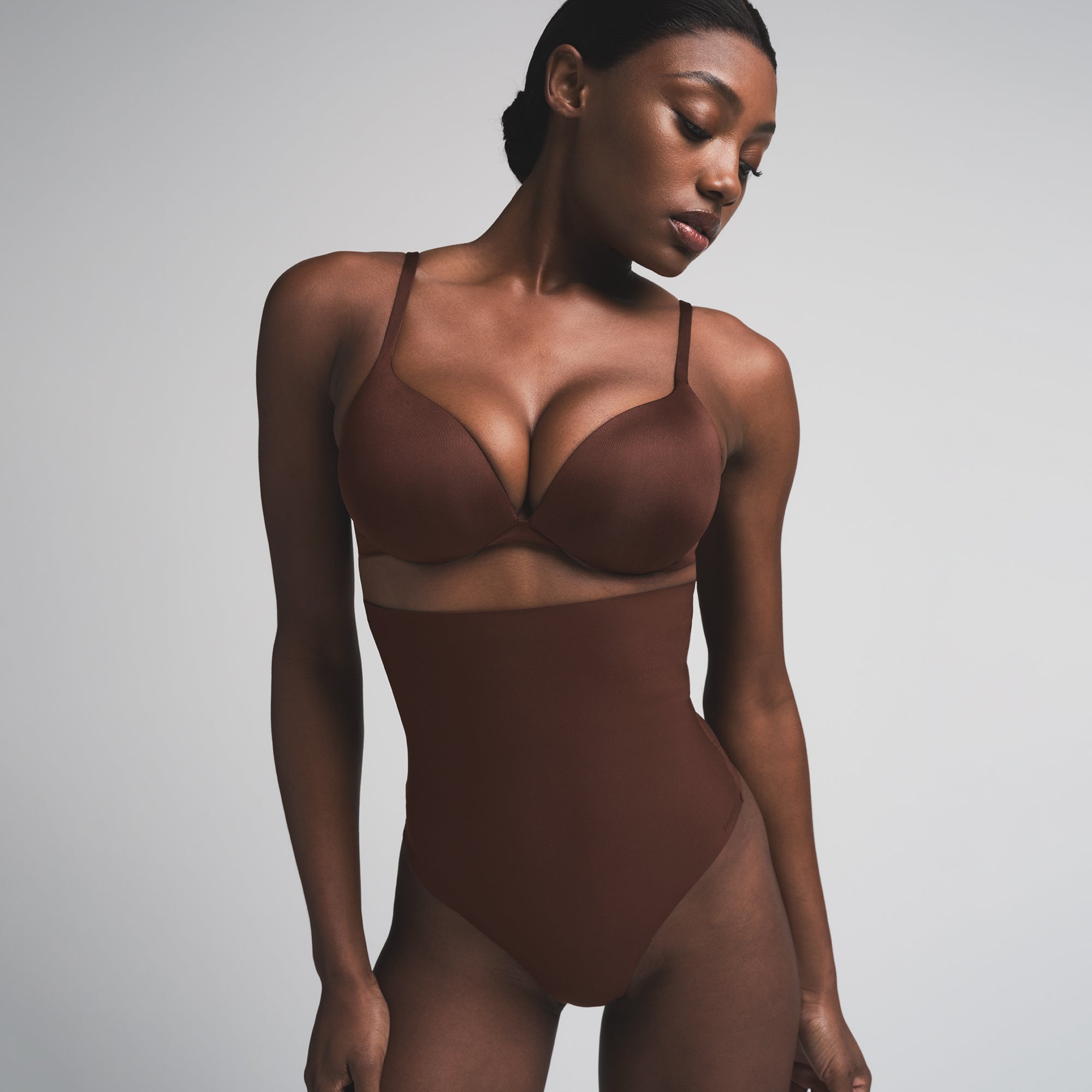 SKIMS BODY CORE SCULPT HIGH-WAISTED THONG | COCOA - Sneaker Türkiye