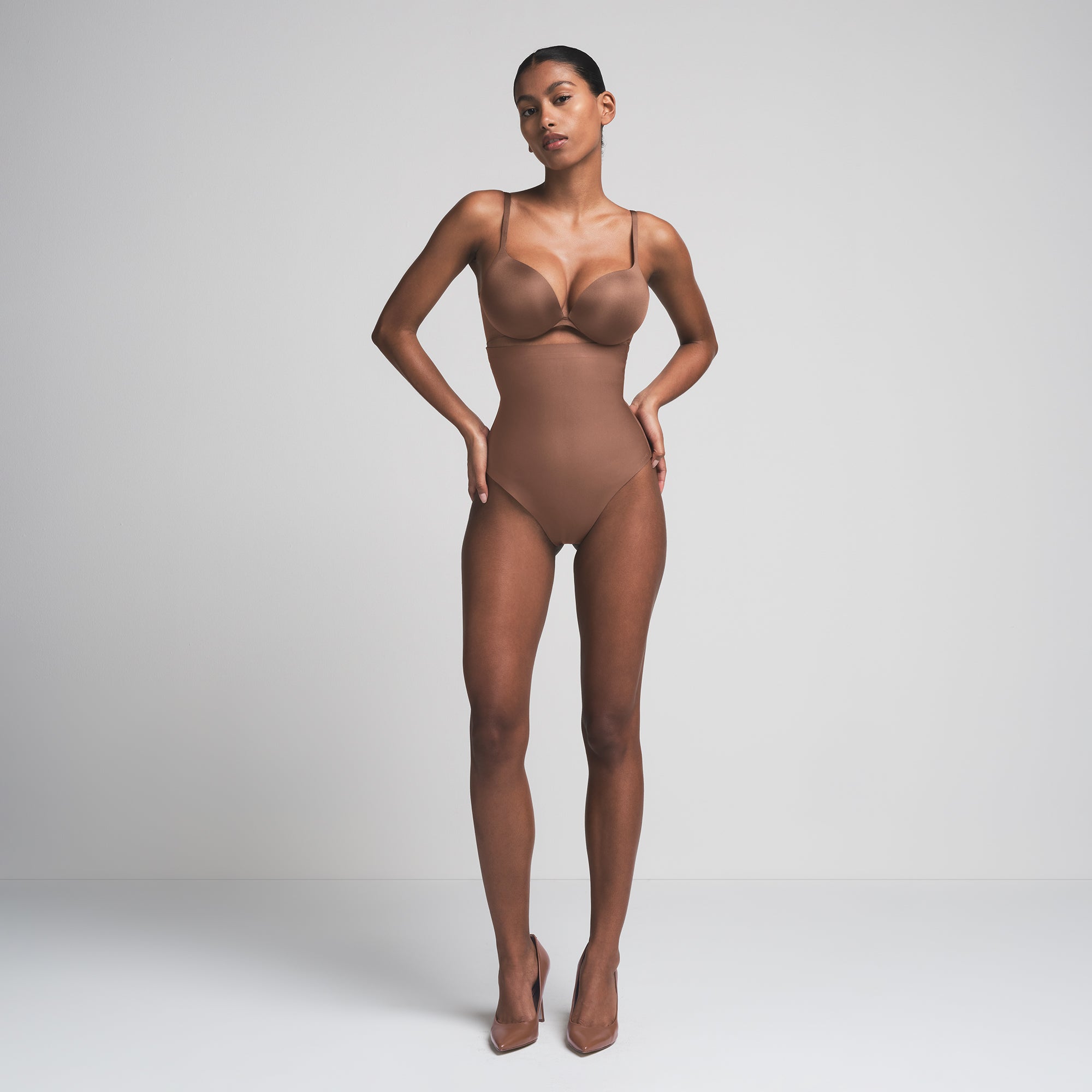 SKIMS BODY CORE SCULPT HIGH-WAISTED THONG | JASPER - Sneaker Türkiye