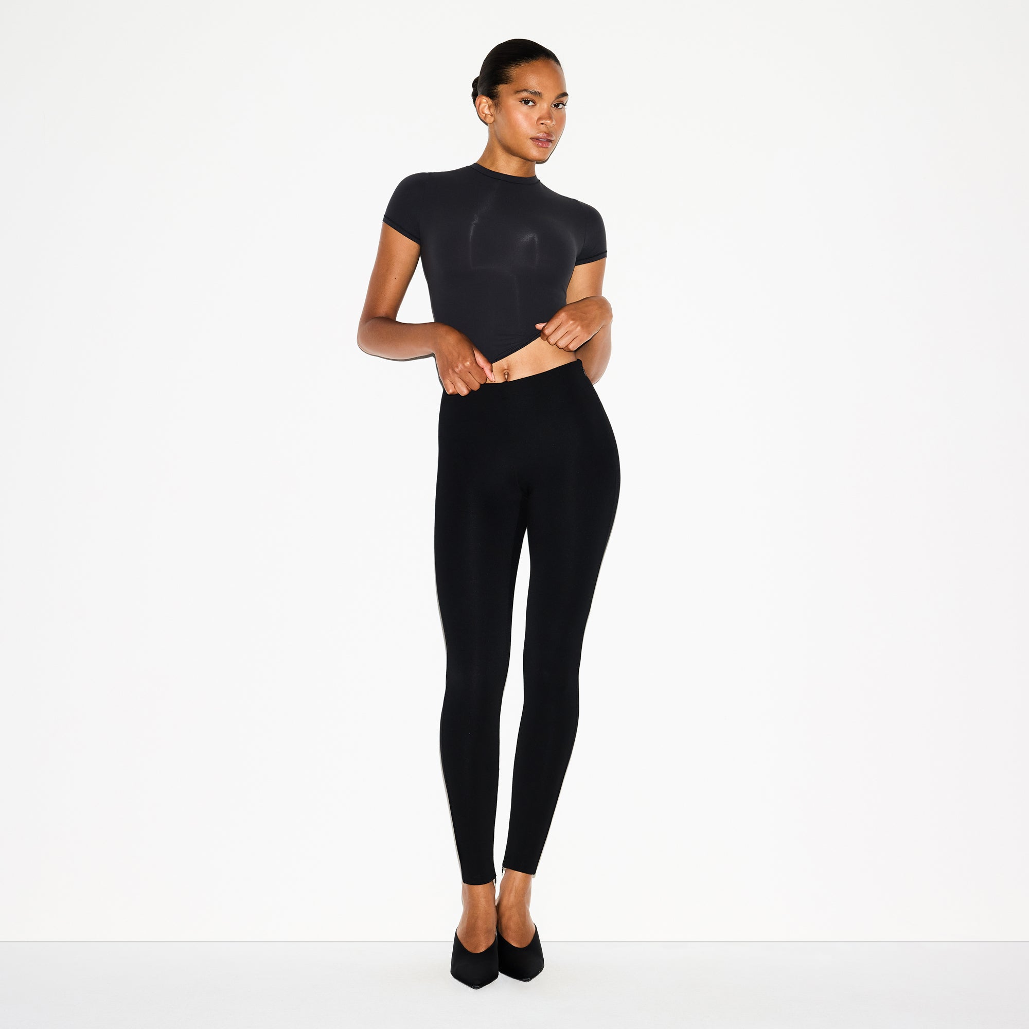 SKIMS THE ESSENTIAL COLLECTION HIGH-WAISTED LEGGING | OBSIDIAN - Sneaker Türkiye