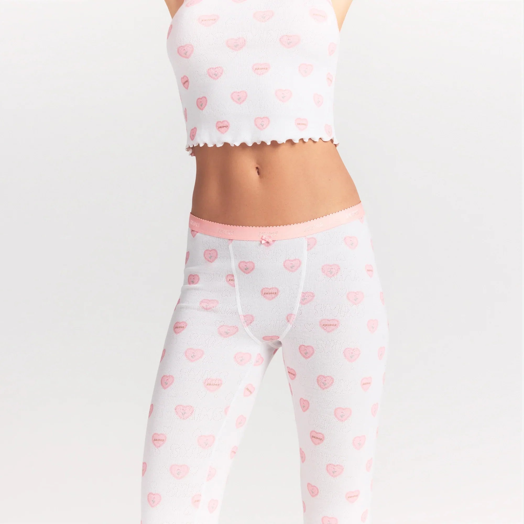 SKIMS LOGO POINTELLE CAPRI | SNOW LACE HEARTS - Sneaker Türkiye