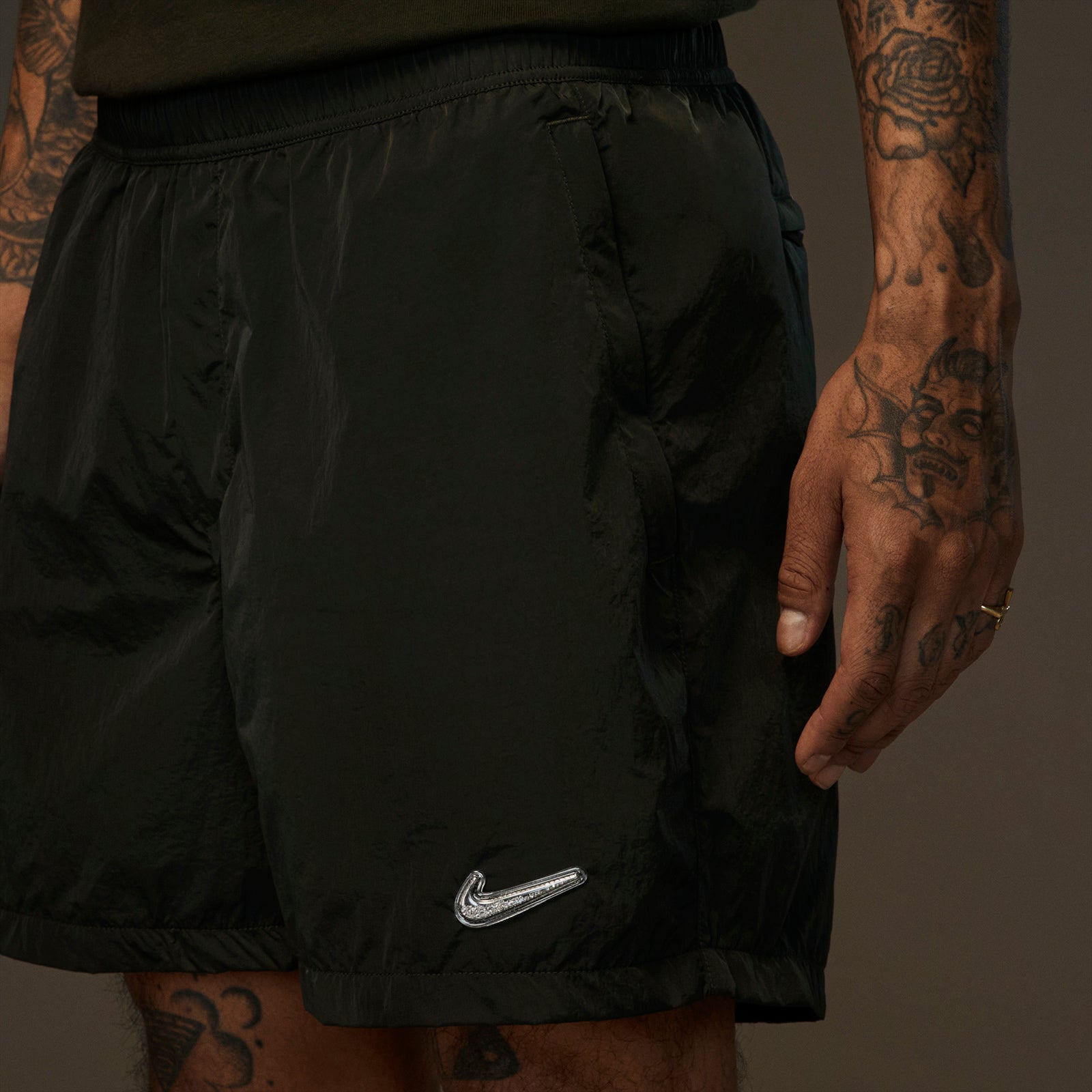 NOCTA Shorts With SWAROVSKI® Crystals Swoosh - Sneaker Türkiye