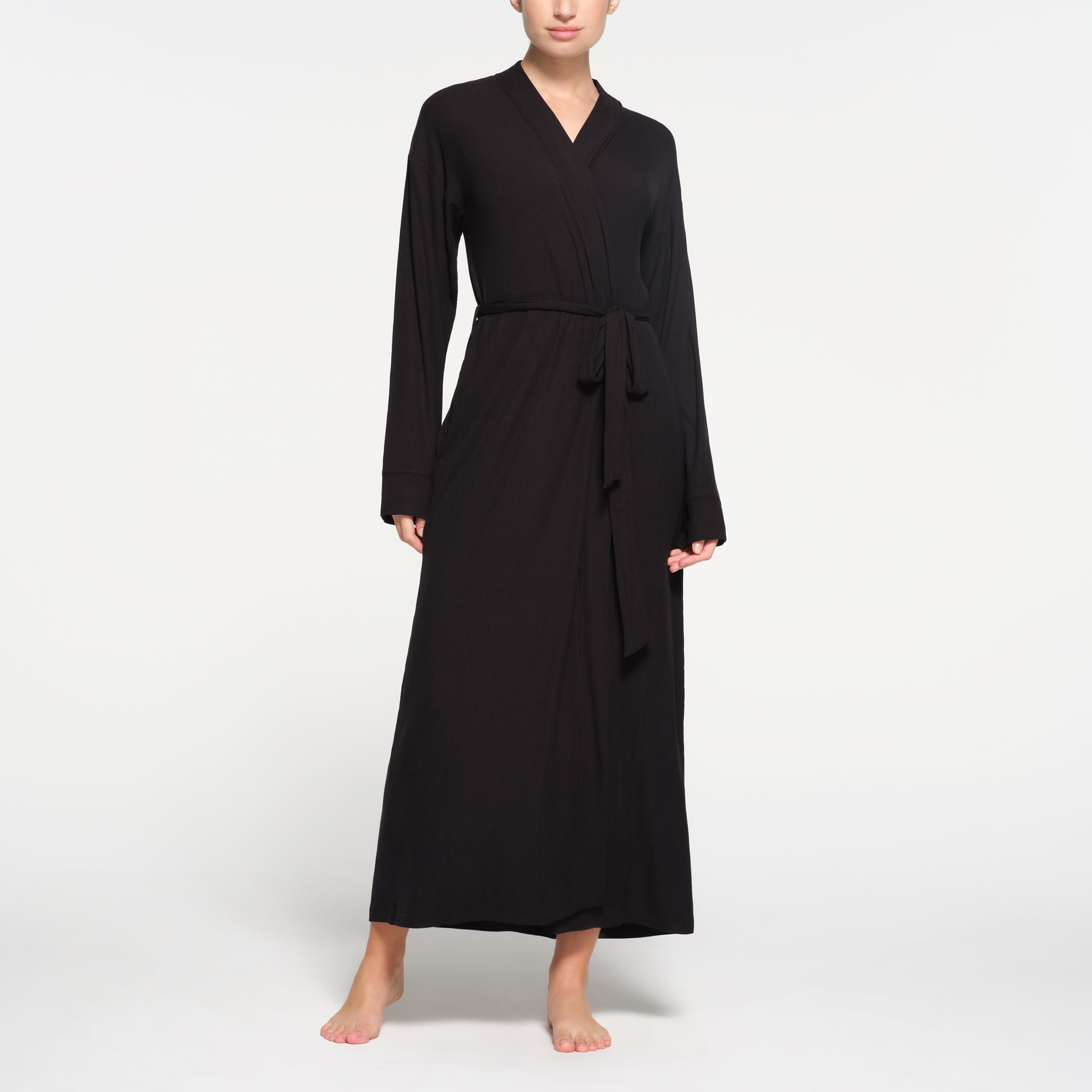 SKIMS SOFT LOUNGE LONG ROBE | ONYX - Sneaker Türkiye
