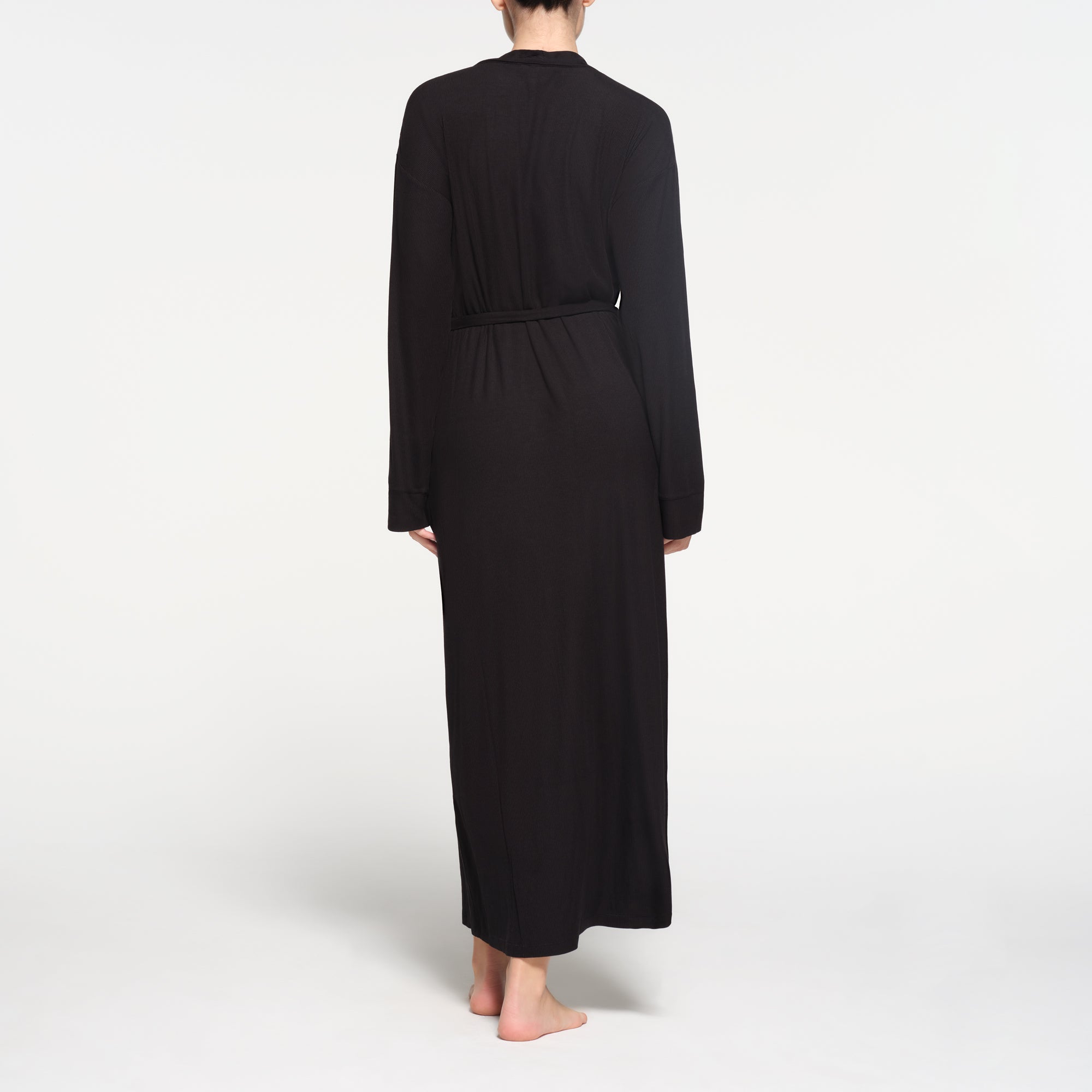 SKIMS SOFT LOUNGE LONG ROBE | ONYX - Sneaker Türkiye