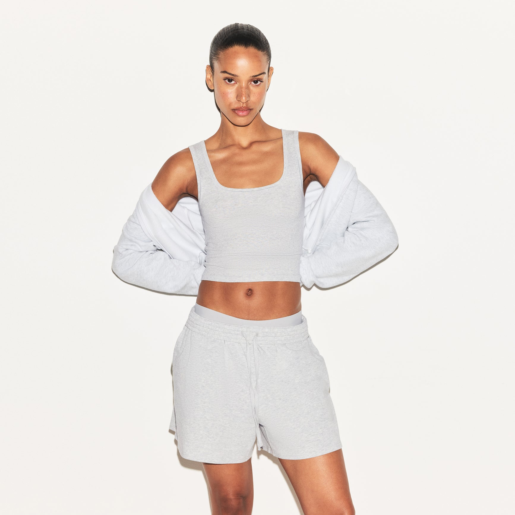 SKIMS COTTON JERSEY CLASSIC SHORT | LIGHT HEATHER GREY - Sneaker Türkiye