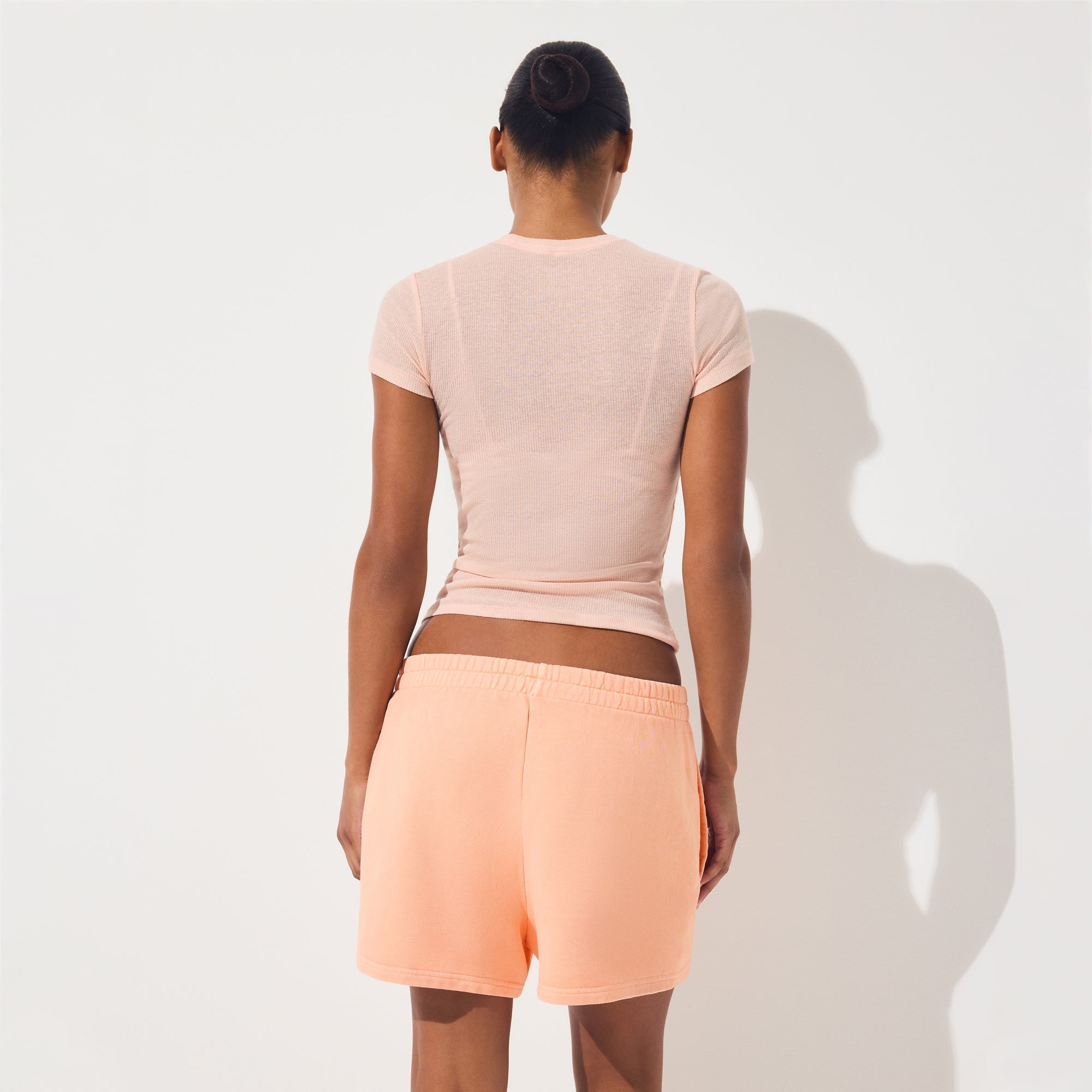 SKIMS FRENCH TERRY CLASSIC SHORT | CANTALOUPE - Sneaker Türkiye
