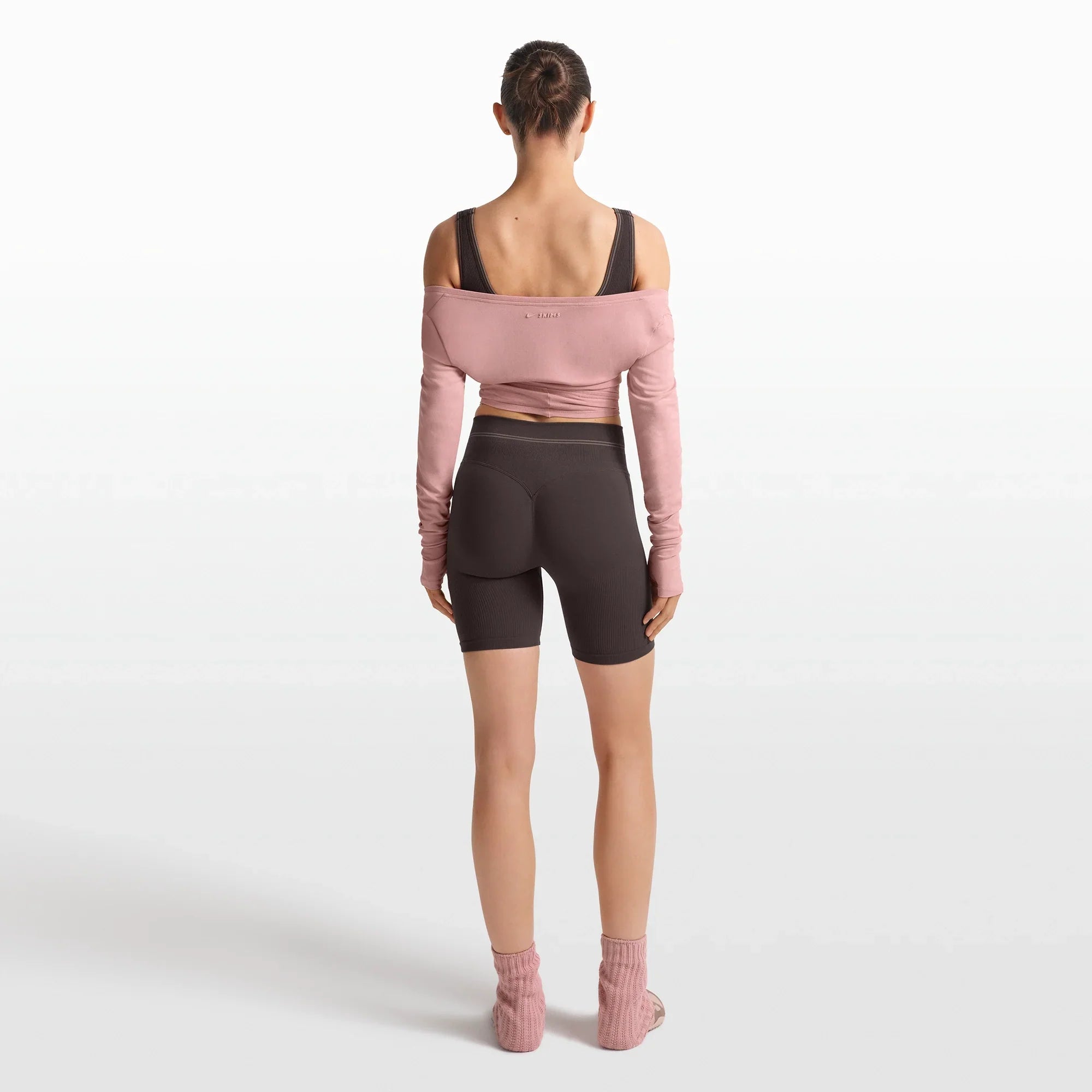 NikeSKIMS RIBBED SEAMLESS 5″ BIKER SHORT | PHOENIX - Sneaker Türkiye