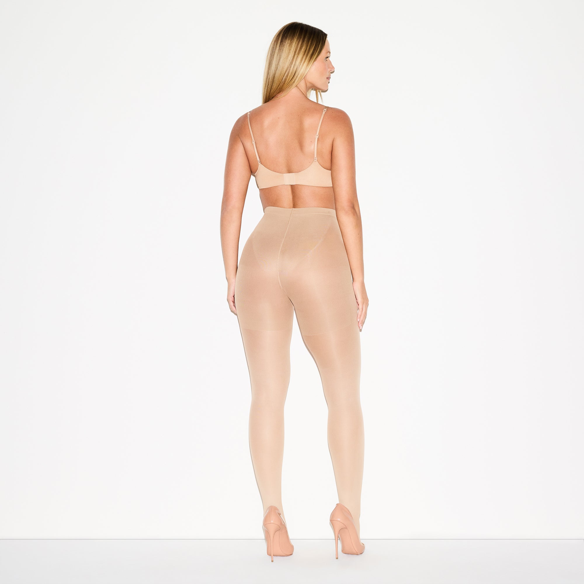 SKIMS HOSIERY SHAPING TIGHTS | CLAY - Sneaker Türkiye