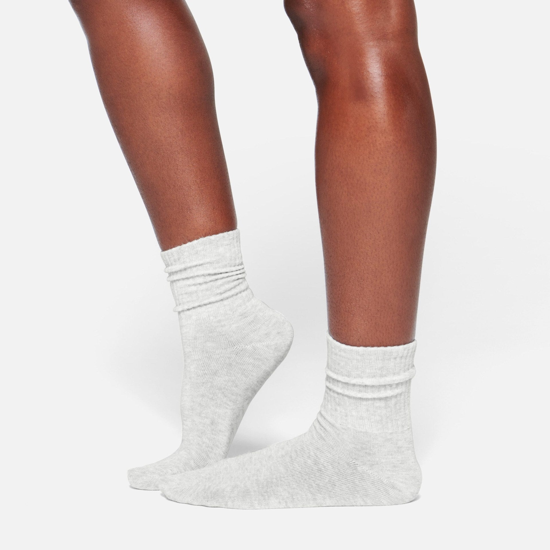 SKIMS RIBBED CREW SOCK | LIGHT HEATHER GREY - Sneaker Türkiye