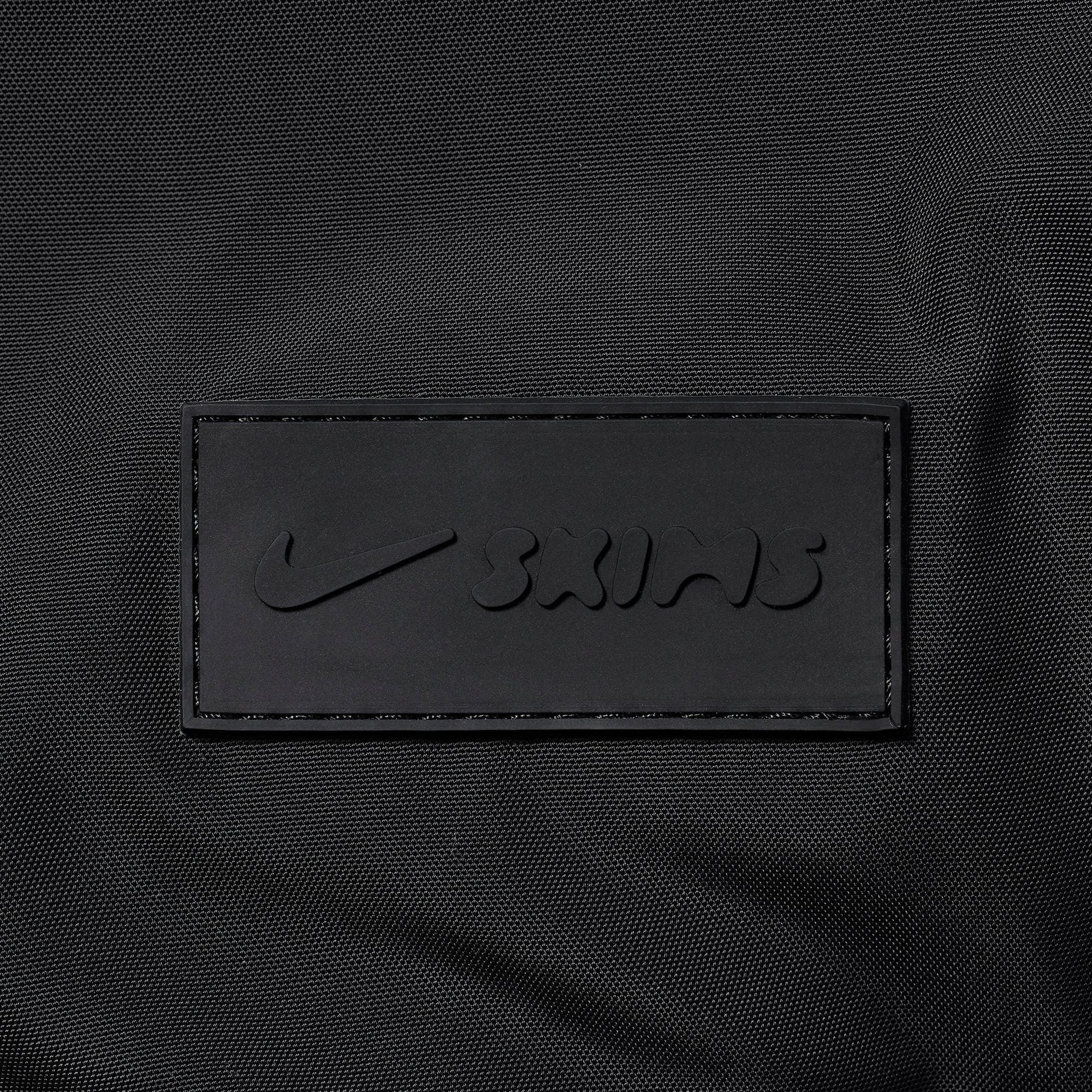 NikeSKIMS ACCESSORIES PUFFER GYM BAG | OBSIDIAN - Sneaker Türkiye