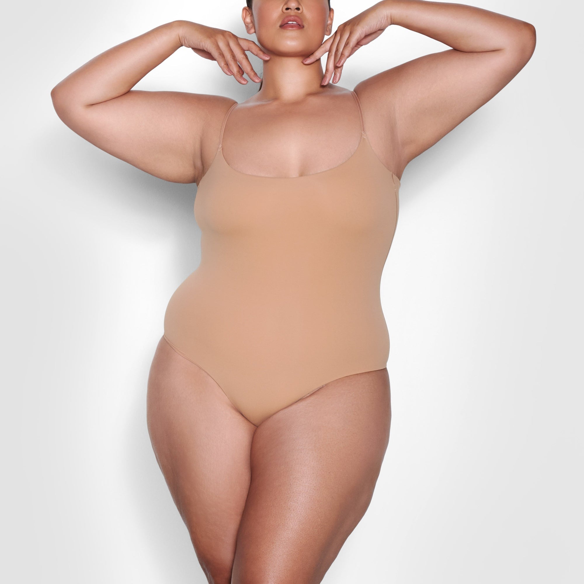 SKIMS FITS EVERYBODY CAMI BODYSUIT | OCHRE - Sneaker Türkiye