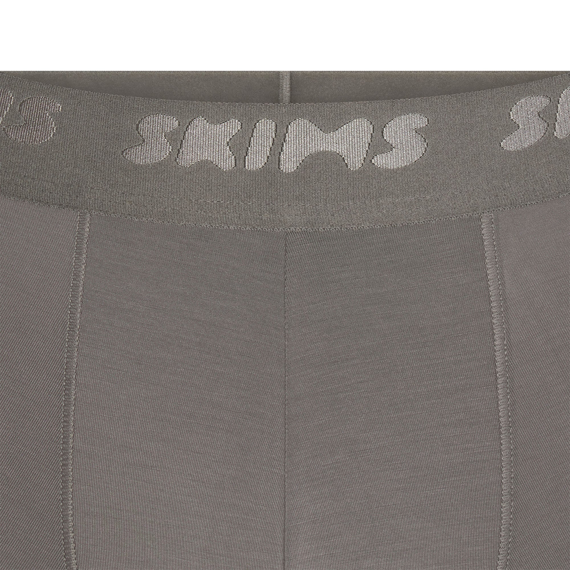 SKIMS STRETCH MENS 5″ BOXER BRIEF | GUNMETAL - Sneaker Türkiye