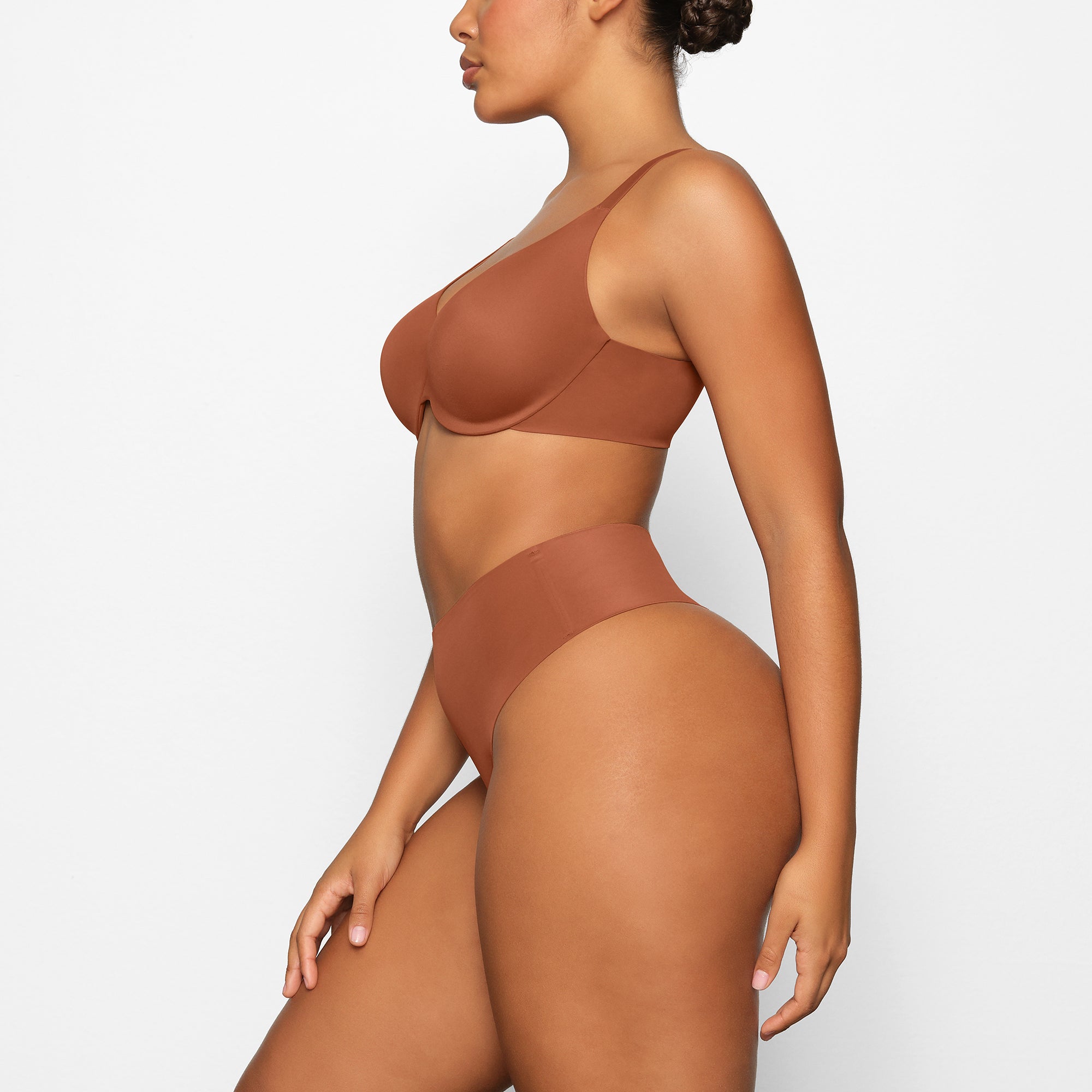 SKIMS SMOOTHING INTIMATES UNLINED FULL COVERAGE BRA | BRONZE - Sneaker Türkiye