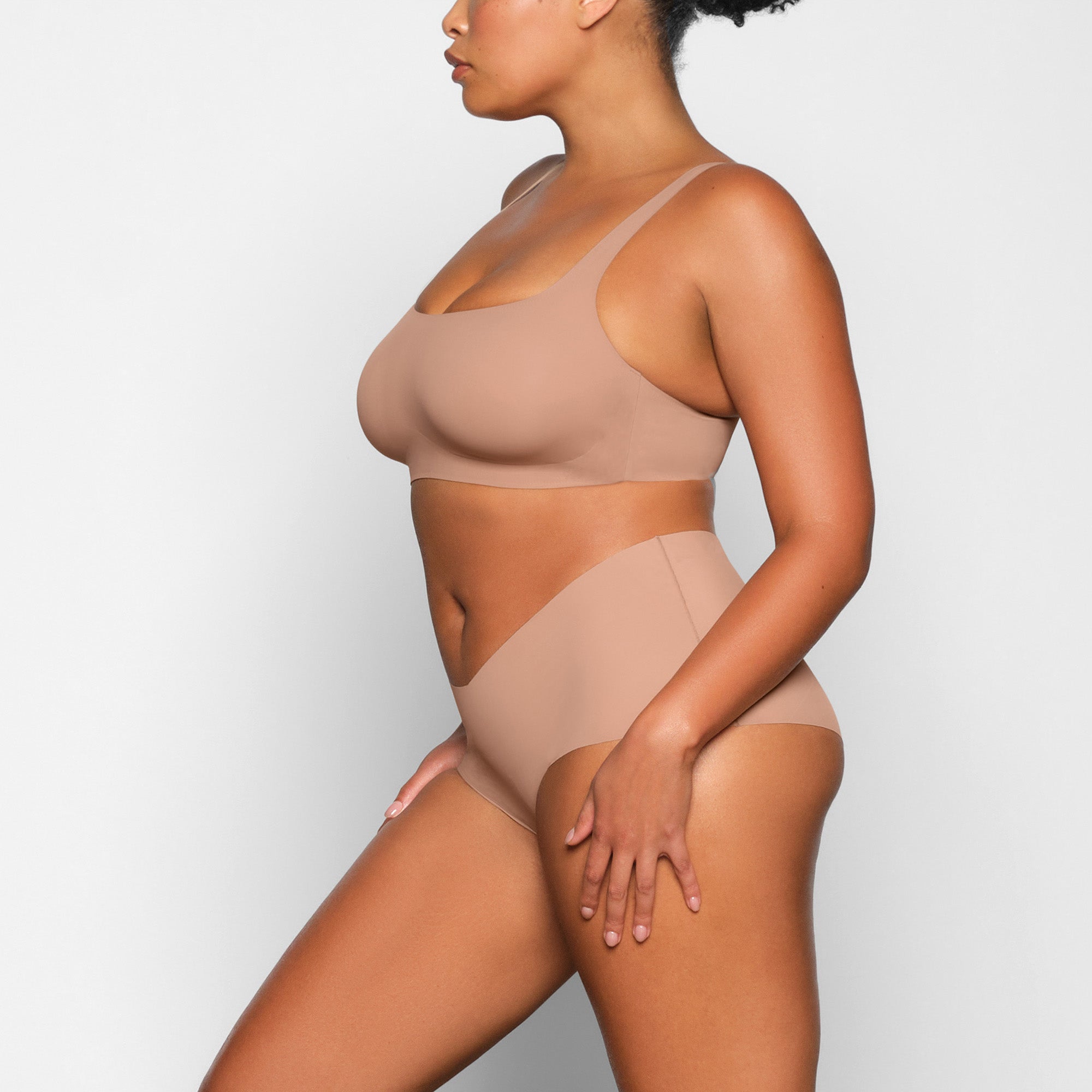 SKIMS NAKED SCOOP BRALETTE | SIENNA - Sneaker Türkiye