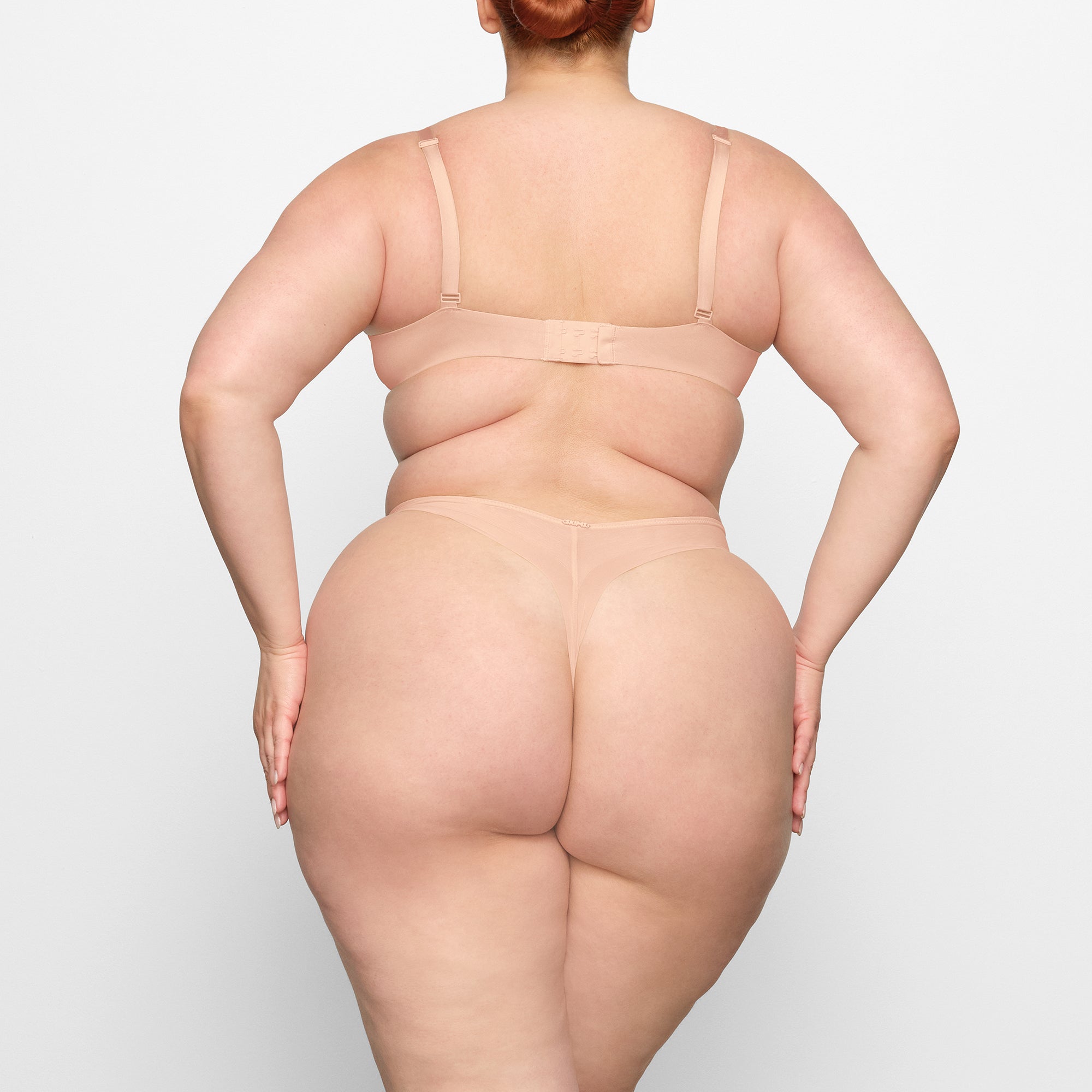 SKIMS NO SHOW UNLINED DEMI BRA | MICA - Sneaker Türkiye