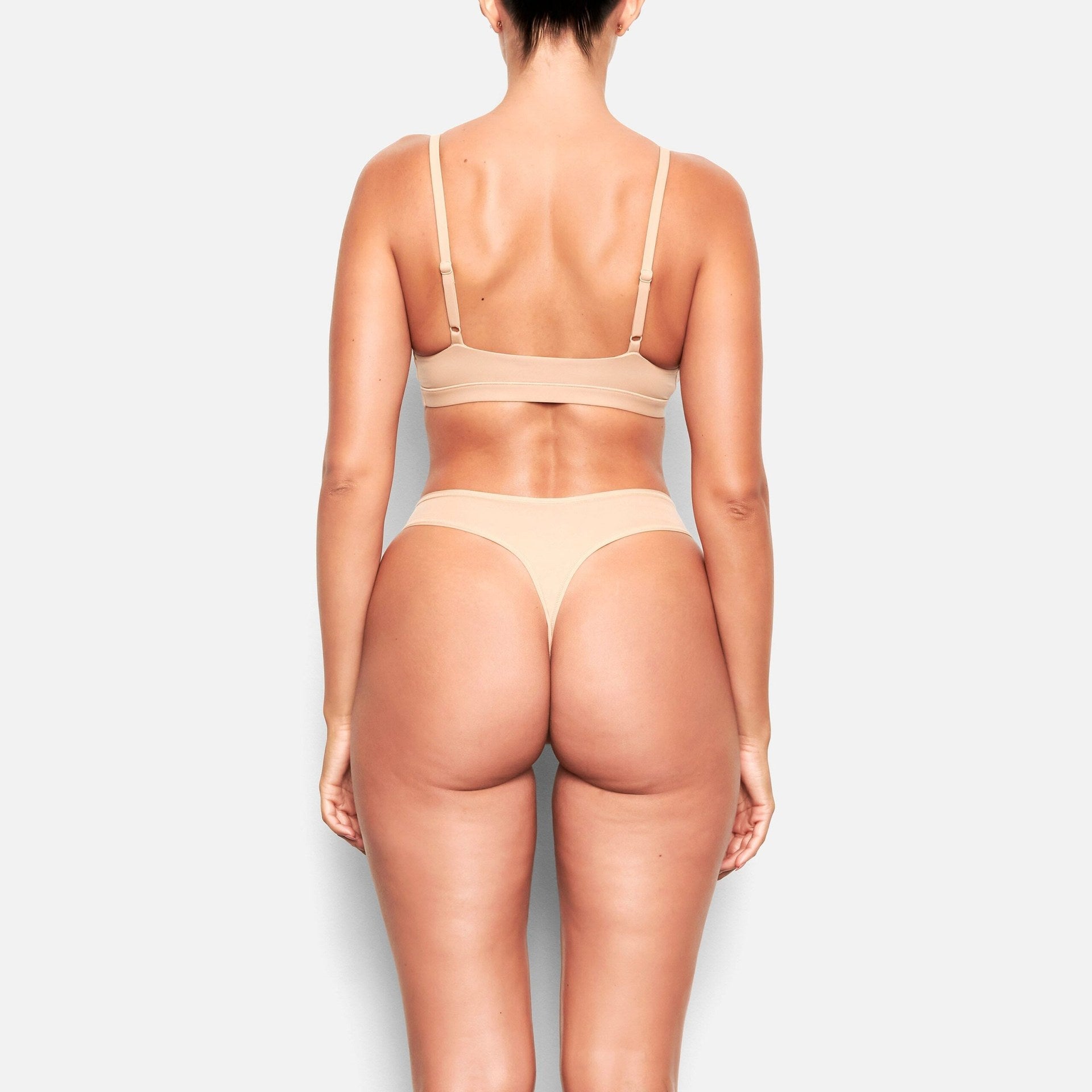 SKIMS FITS EVERYBODY TRIANGLE BRALETTE | CLAY - Sneaker Türkiye