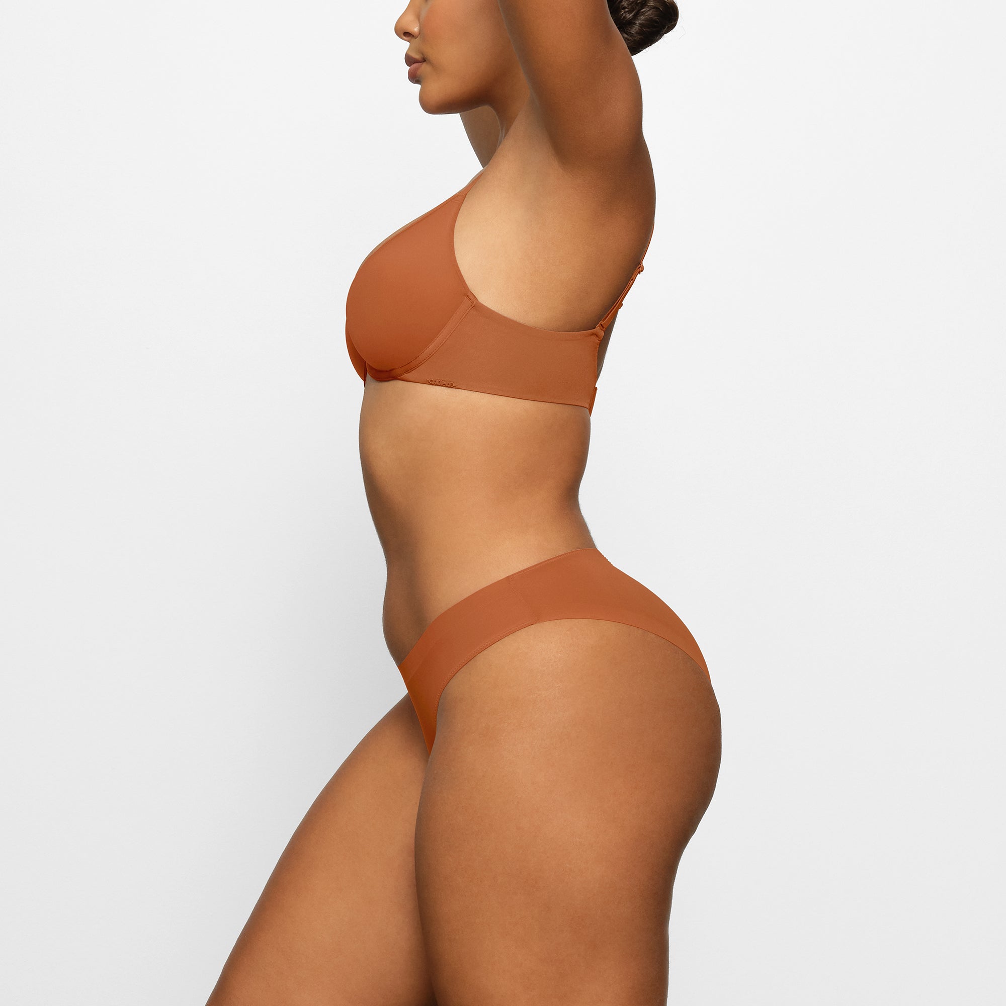 SKIMS WEIGHTLESS SCOOP BRA | BRONZE - Sneaker Türkiye