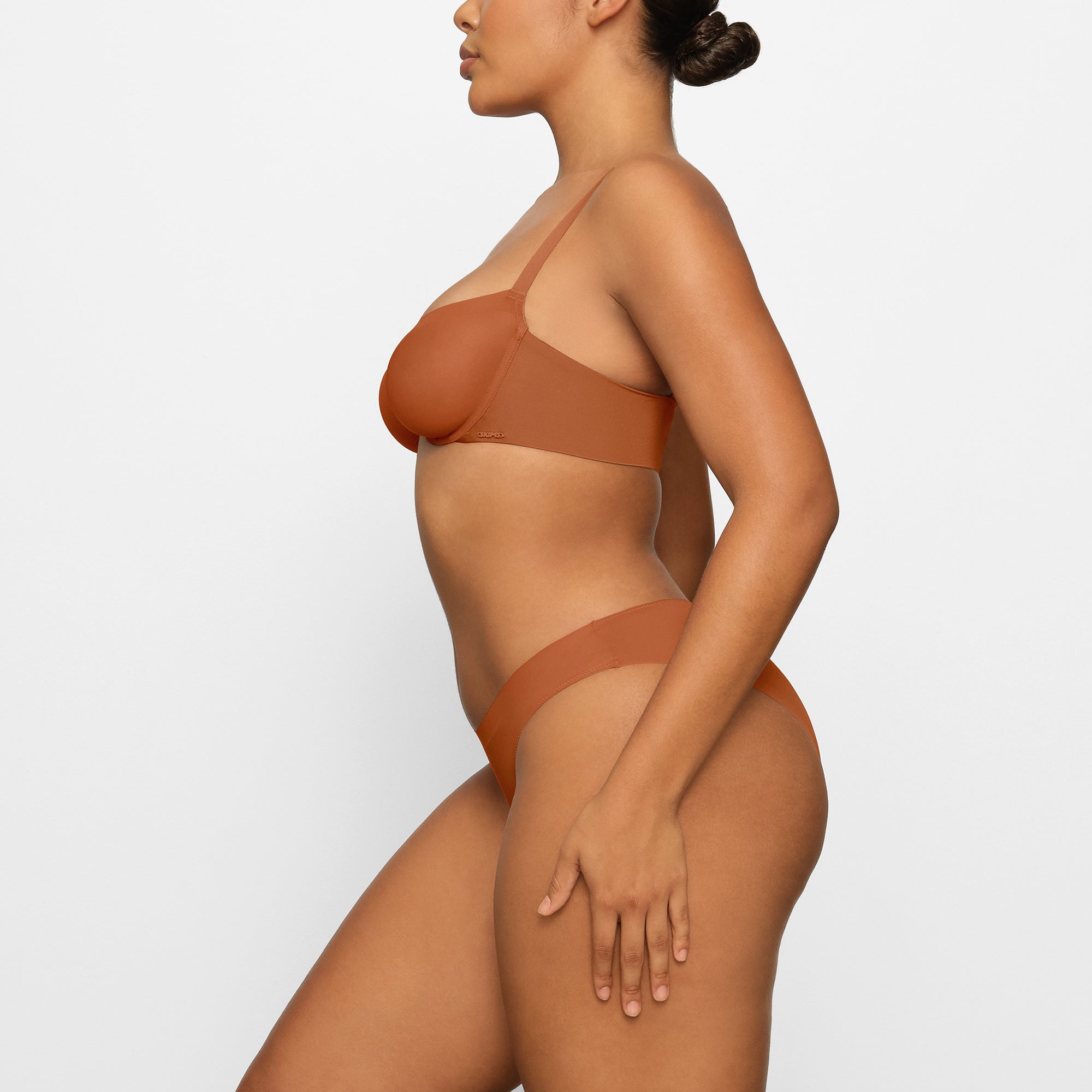 SKIMS NO SHOW UNLINED BALCONETTE BRA | BRONZE - Sneaker Türkiye