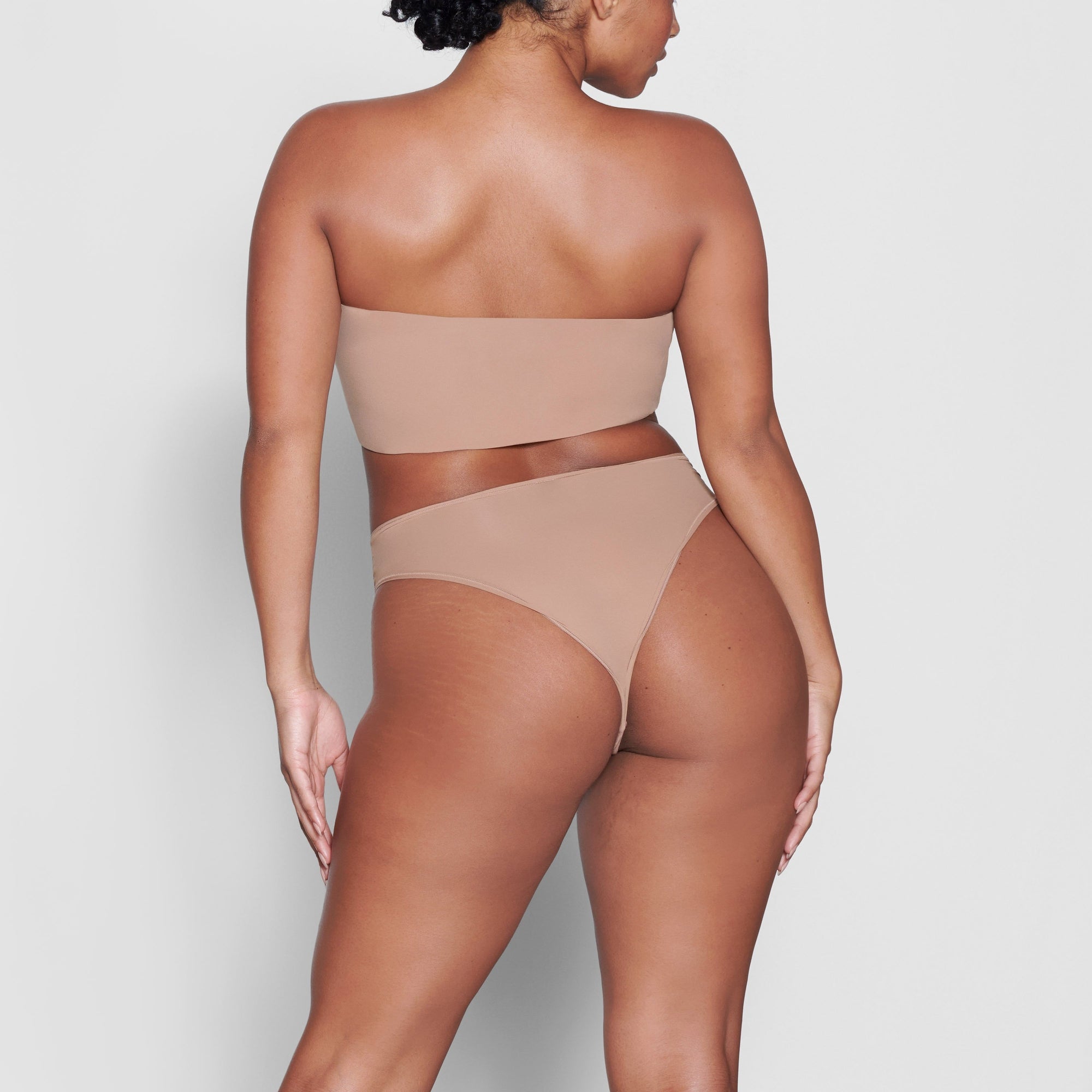 SKIMS FITS EVERYBODY BANDEAU | SIENNA - Sneaker Türkiye