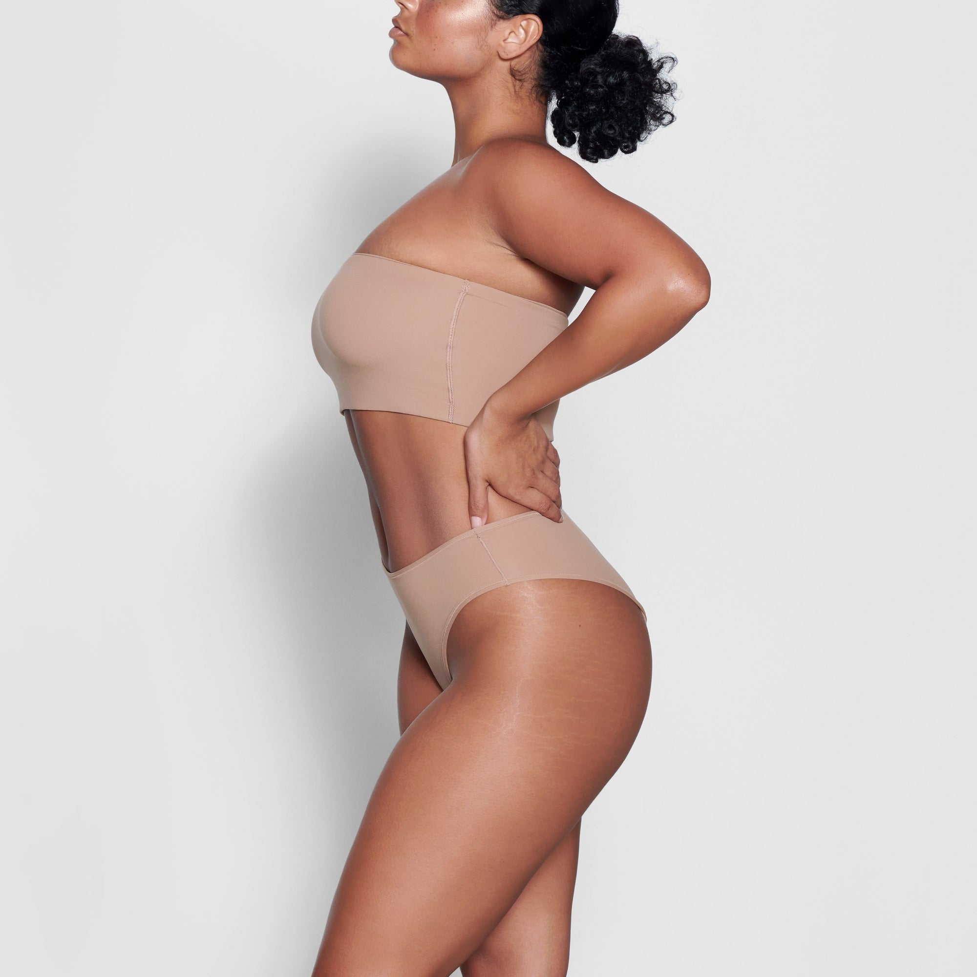 SKIMS FITS EVERYBODY BANDEAU | SIENNA - Sneaker Türkiye