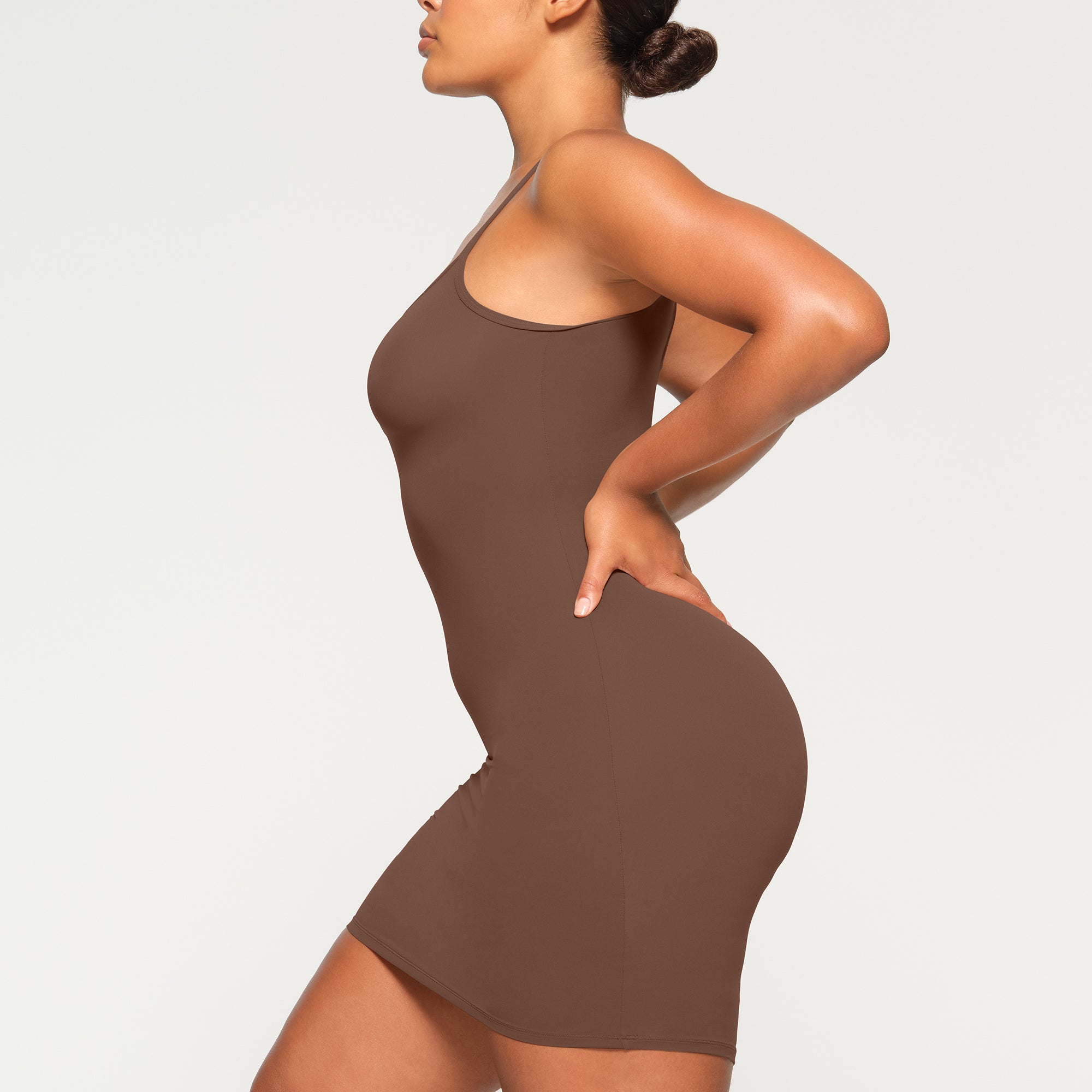 SKIMS FITS EVERYBODY SLIP DRESS | JASPER - Sneaker Türkiye