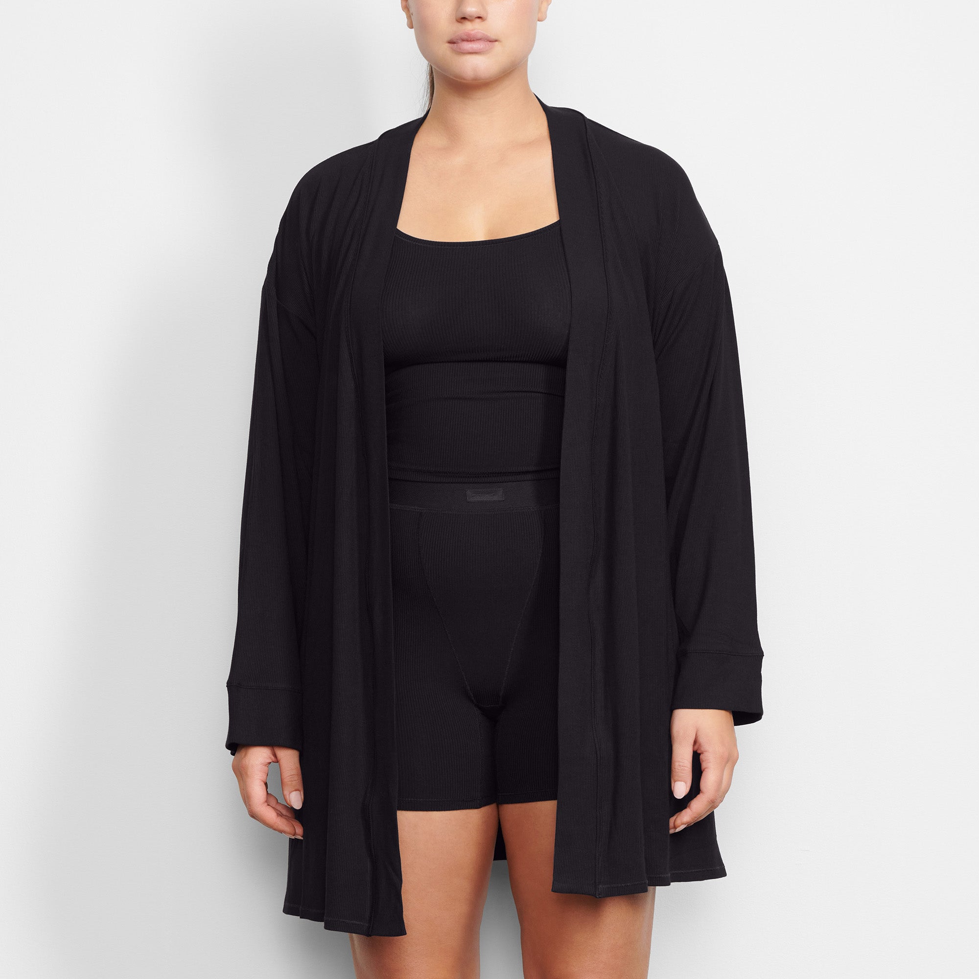 SKIMS SOFT LOUNGE ROBE | ONYX - Sneaker Türkiye