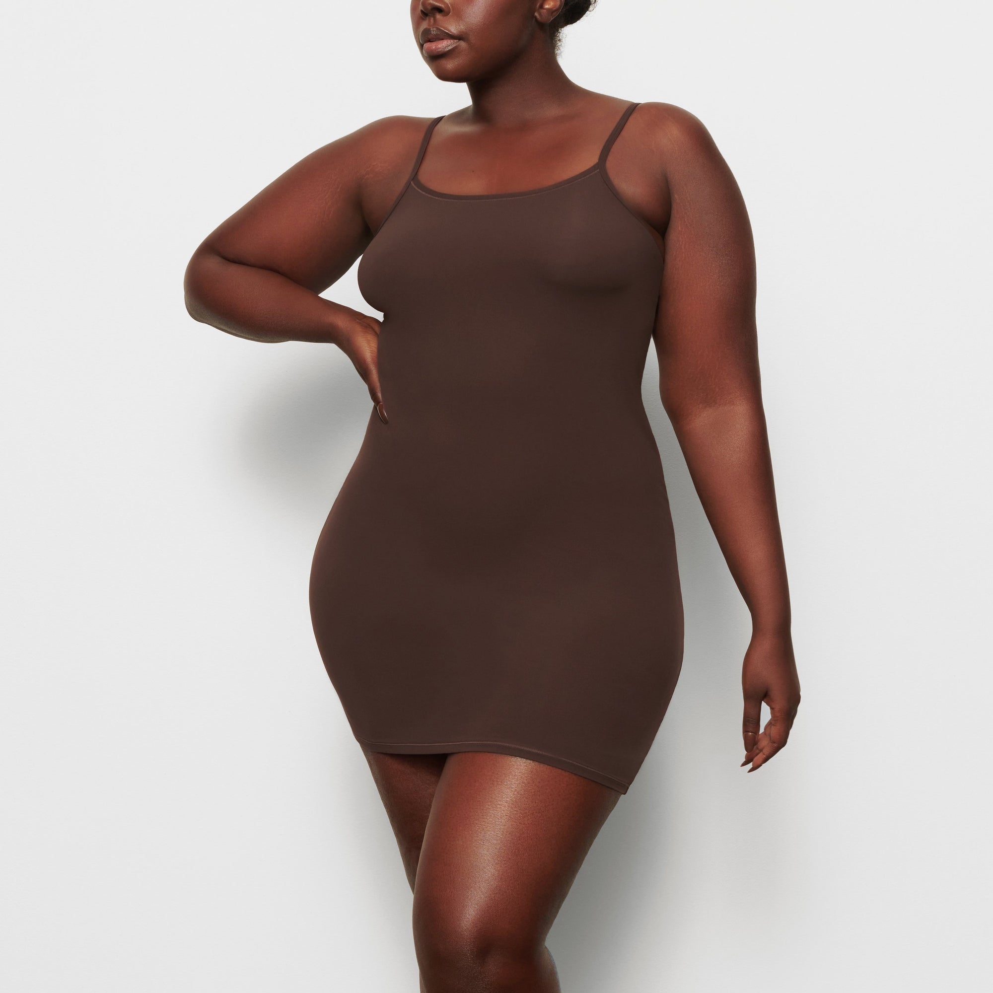 SKIMS FITS EVERYBODY SLIP DRESS | COCOA - Sneaker Türkiye