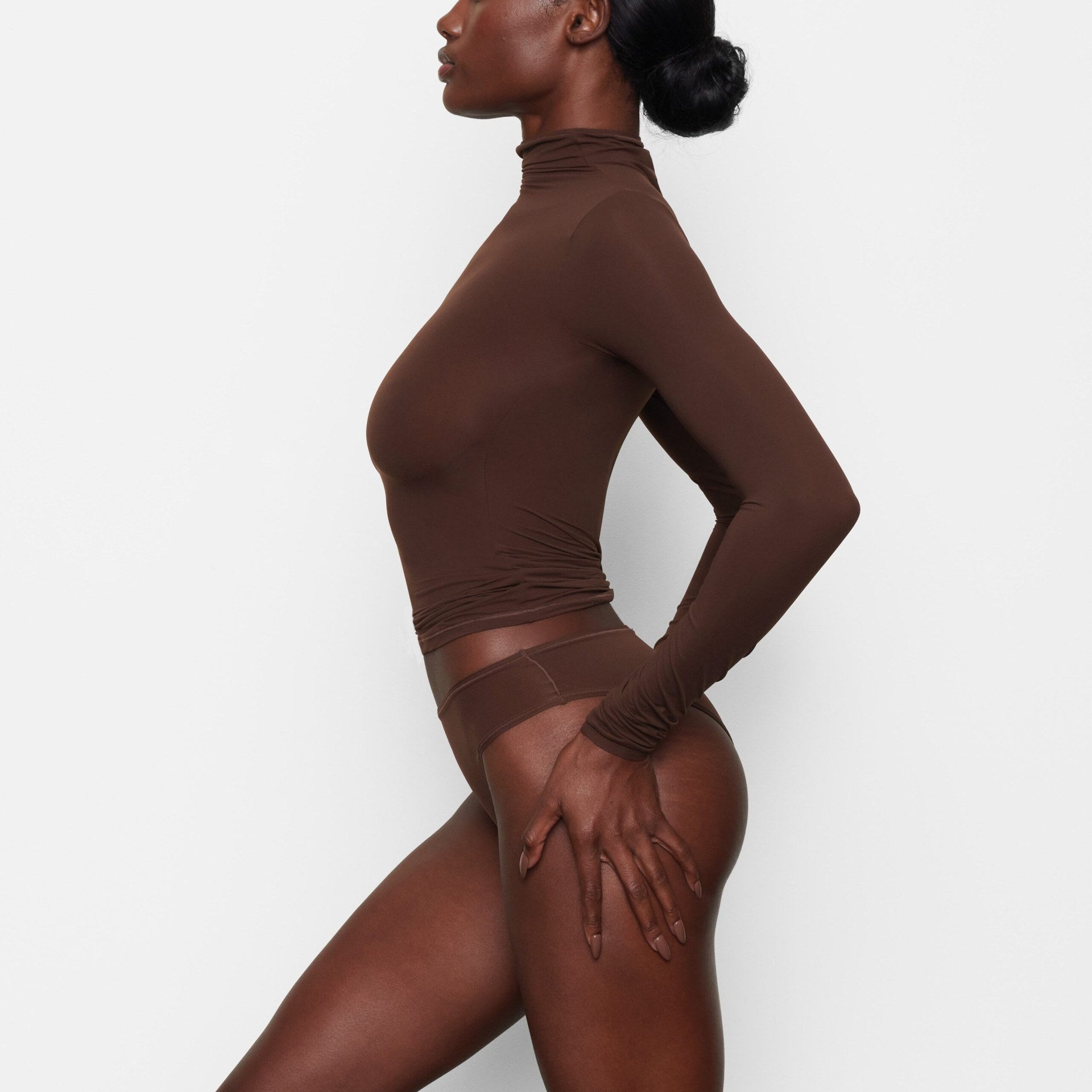 SKIMS FITS EVERYBODY TURTLENECK TOP | COCOA - Sneaker Türkiye