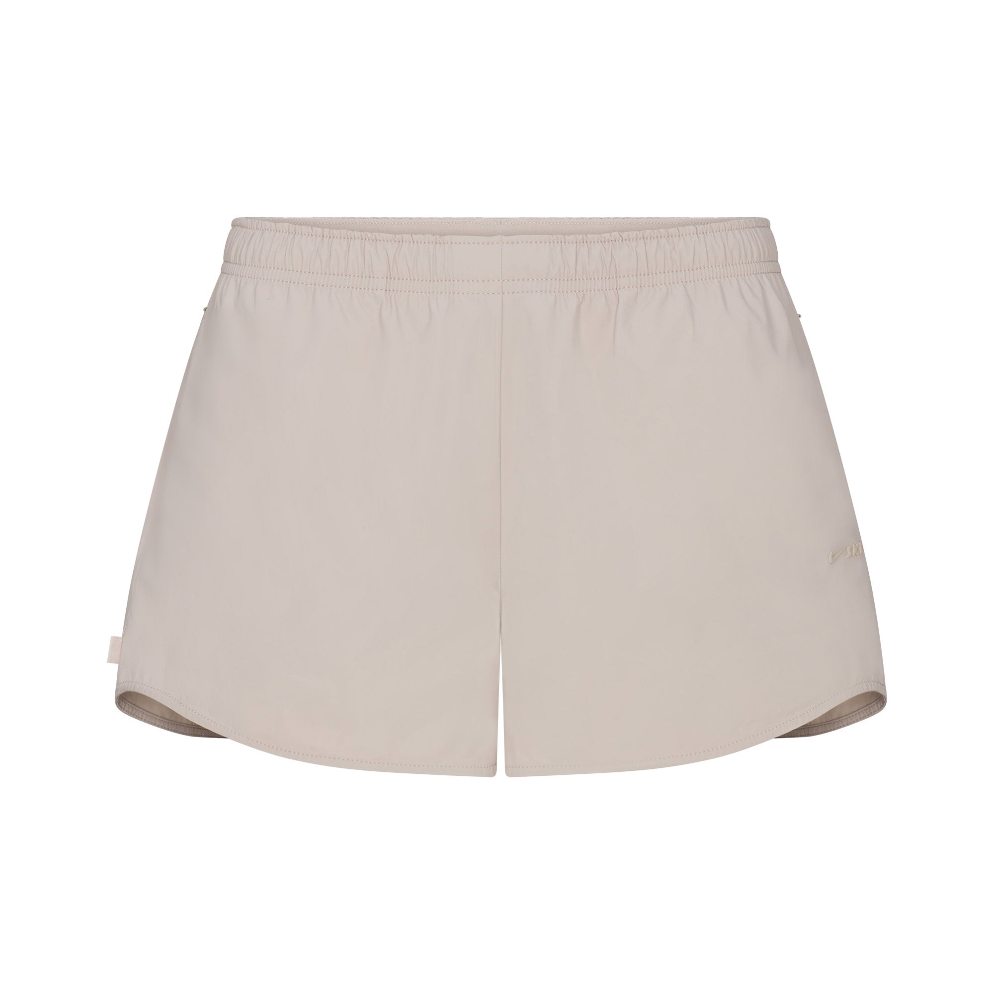 NikeSKIMS WOVEN NYLON 2.5″ RUNNER SHORT | STONE - Sneaker Türkiye