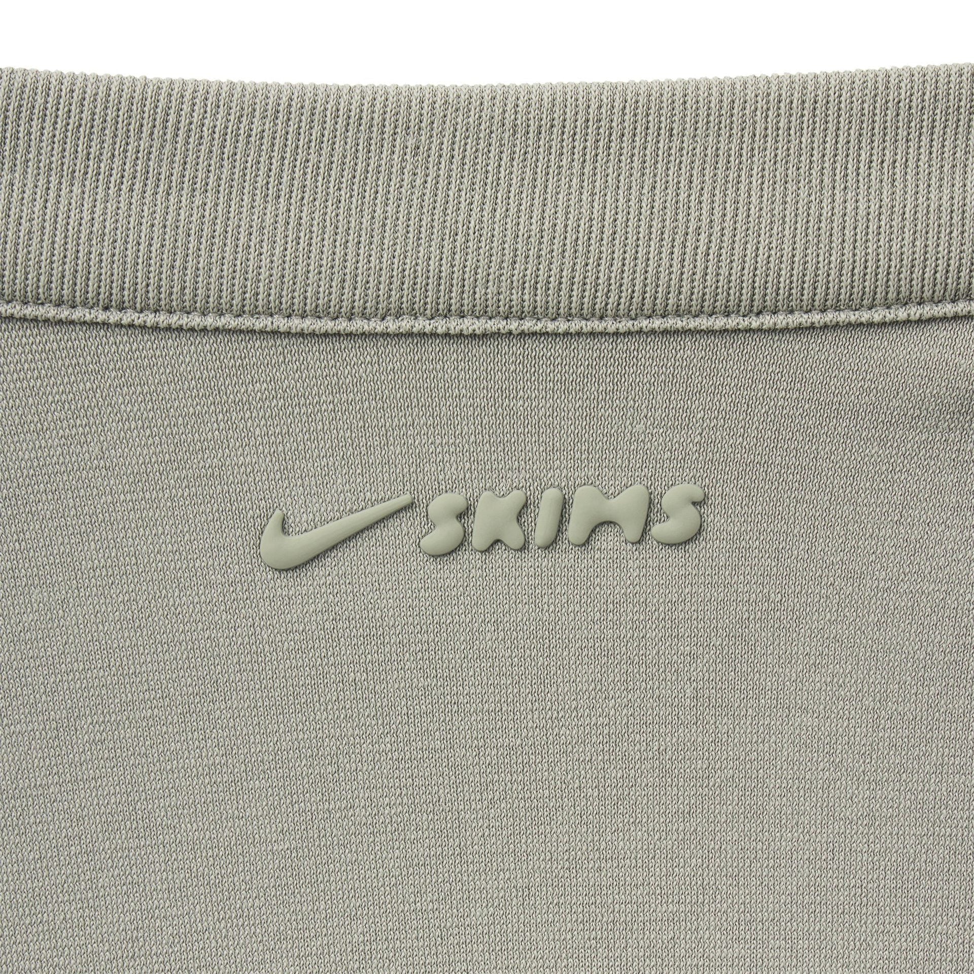 NikeSKIMS STRETCH KNIT LONG SLEEVE BOATNECK TOP | DUNE - Sneaker Türkiye