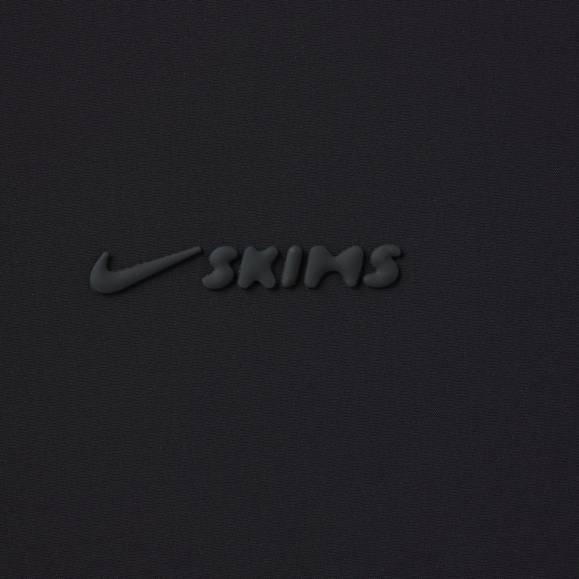 NikeSKIMS WOVEN NYLON 5″ TRACK SHORT | OBSIDIAN - Sneaker Türkiye