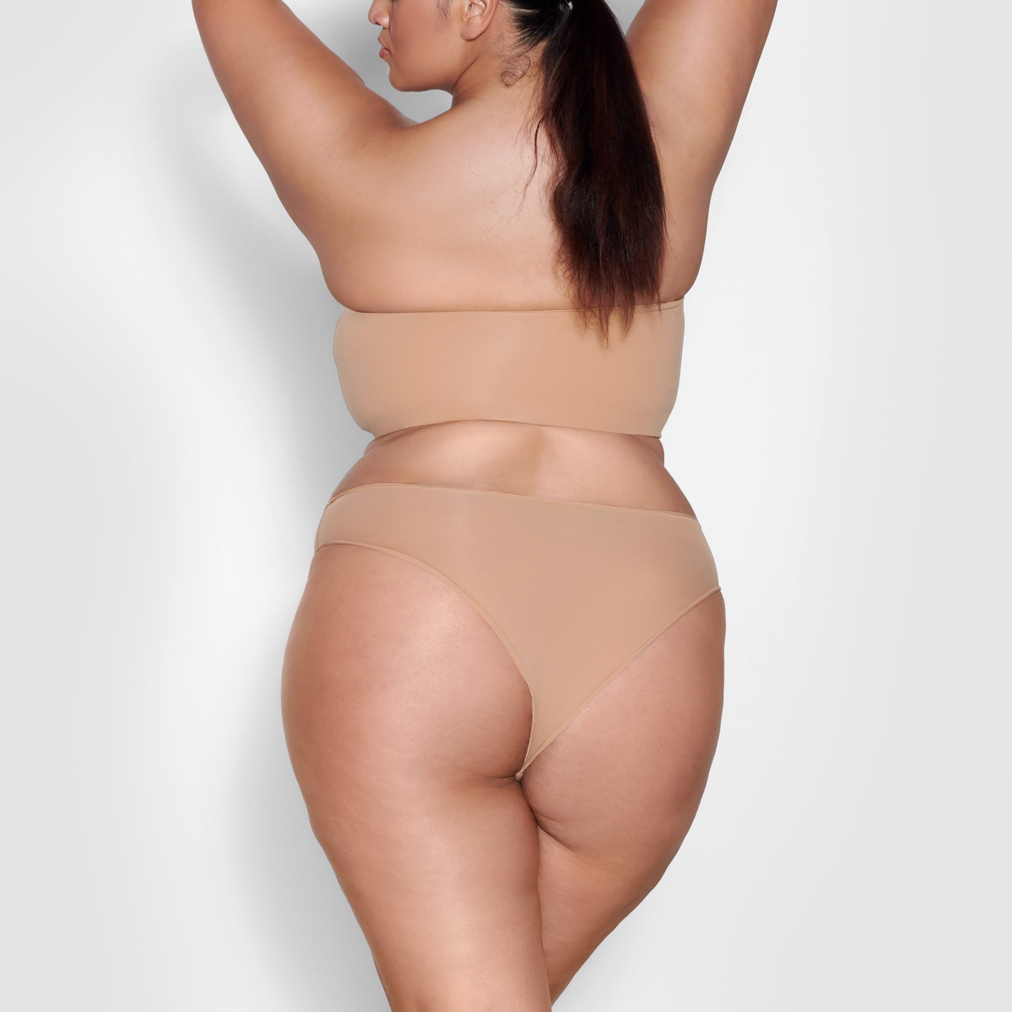 SKIMS FITS EVERYBODY CHEEKY BRIEF | OCHRE - Sneaker Türkiye