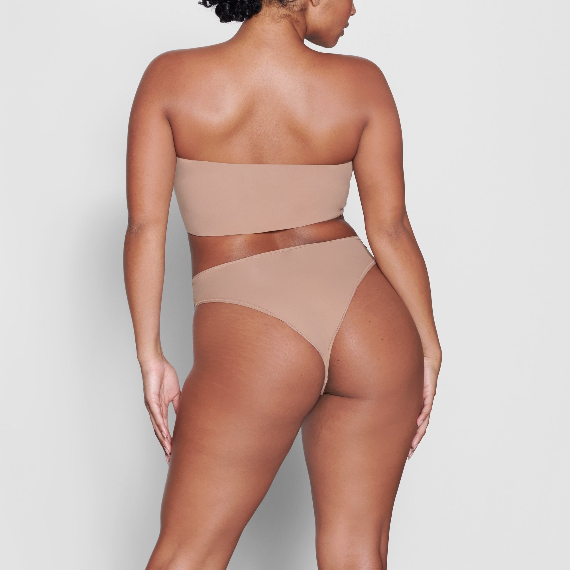 SKIMS FITS EVERYBODY CHEEKY BRIEF | SIENNA - Sneaker Türkiye