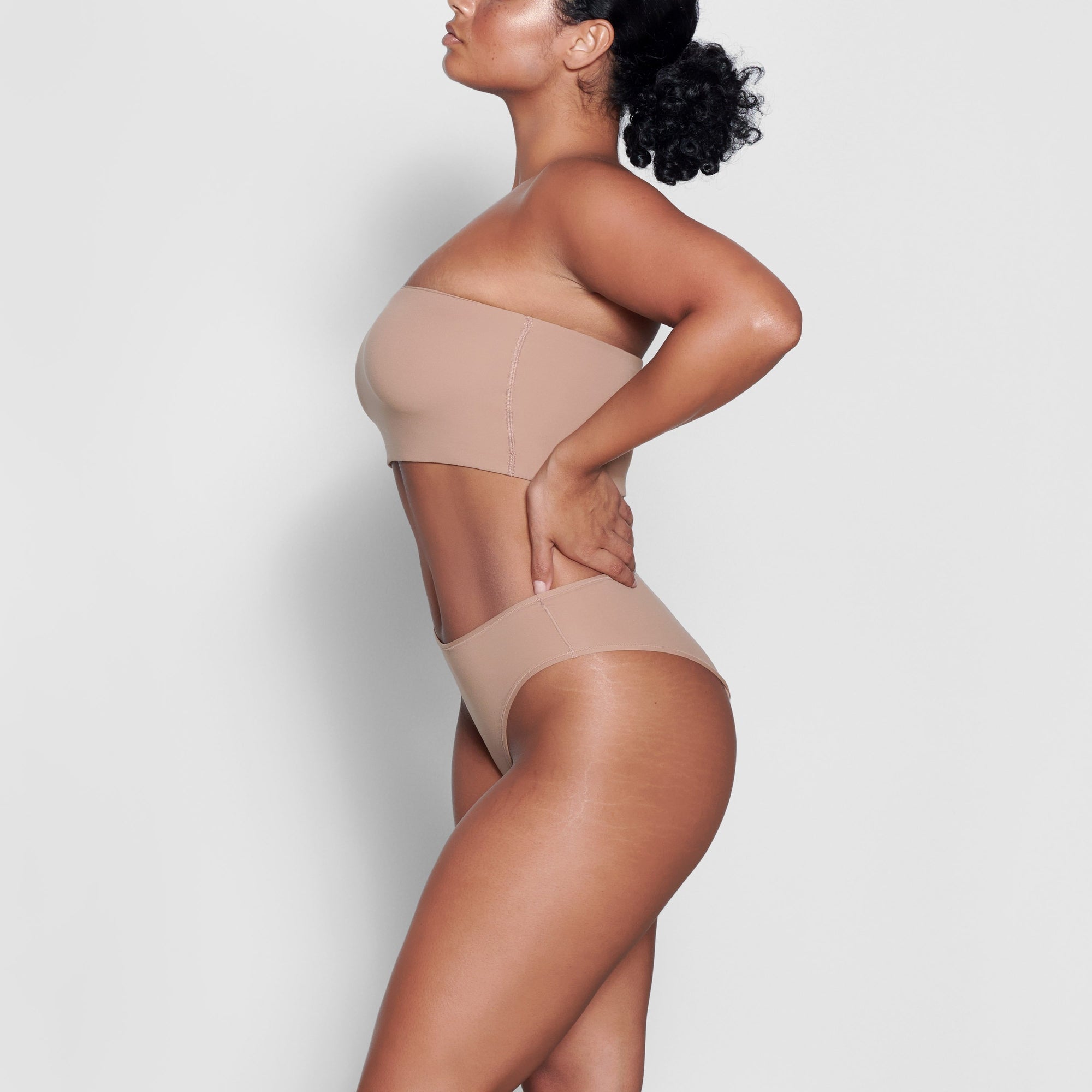 SKIMS FITS EVERYBODY CHEEKY BRIEF | SIENNA - Sneaker Türkiye