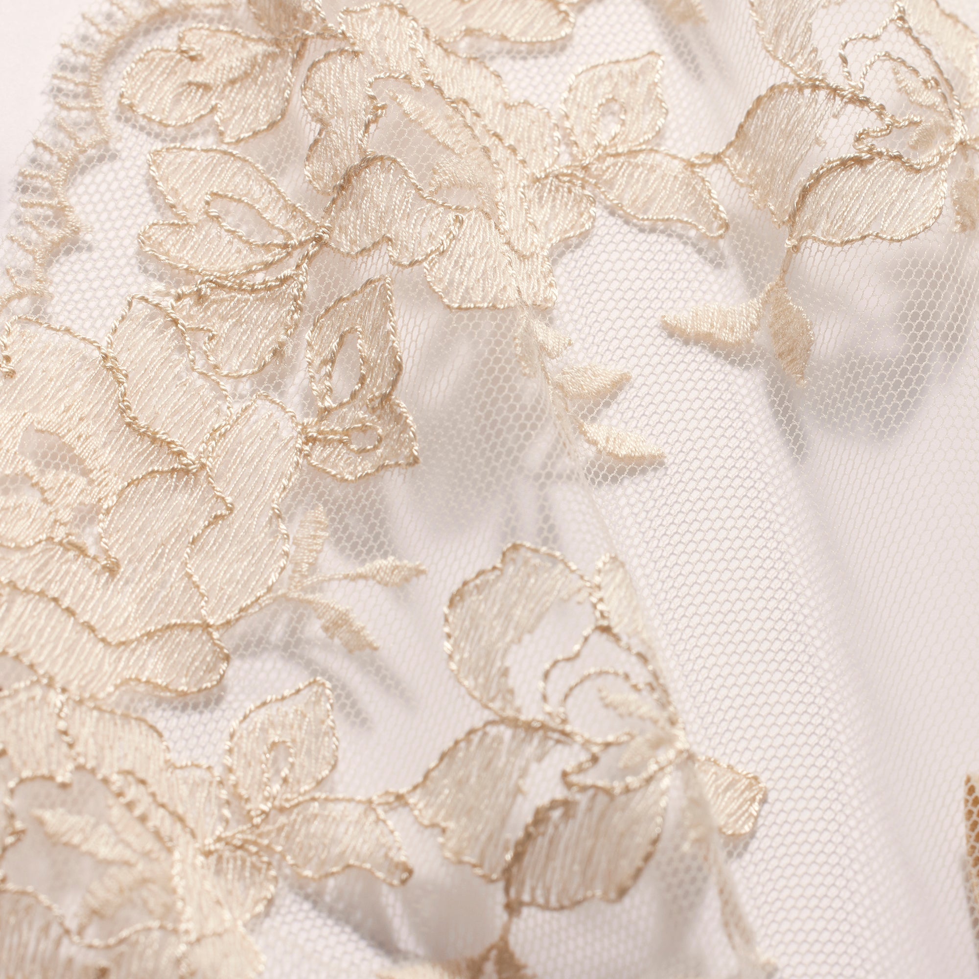 SKIMS EMBROIDERED LINGERIE FRONT CLOSE UNLINED BRA | CHAMPAGNE - Sneaker Türkiye