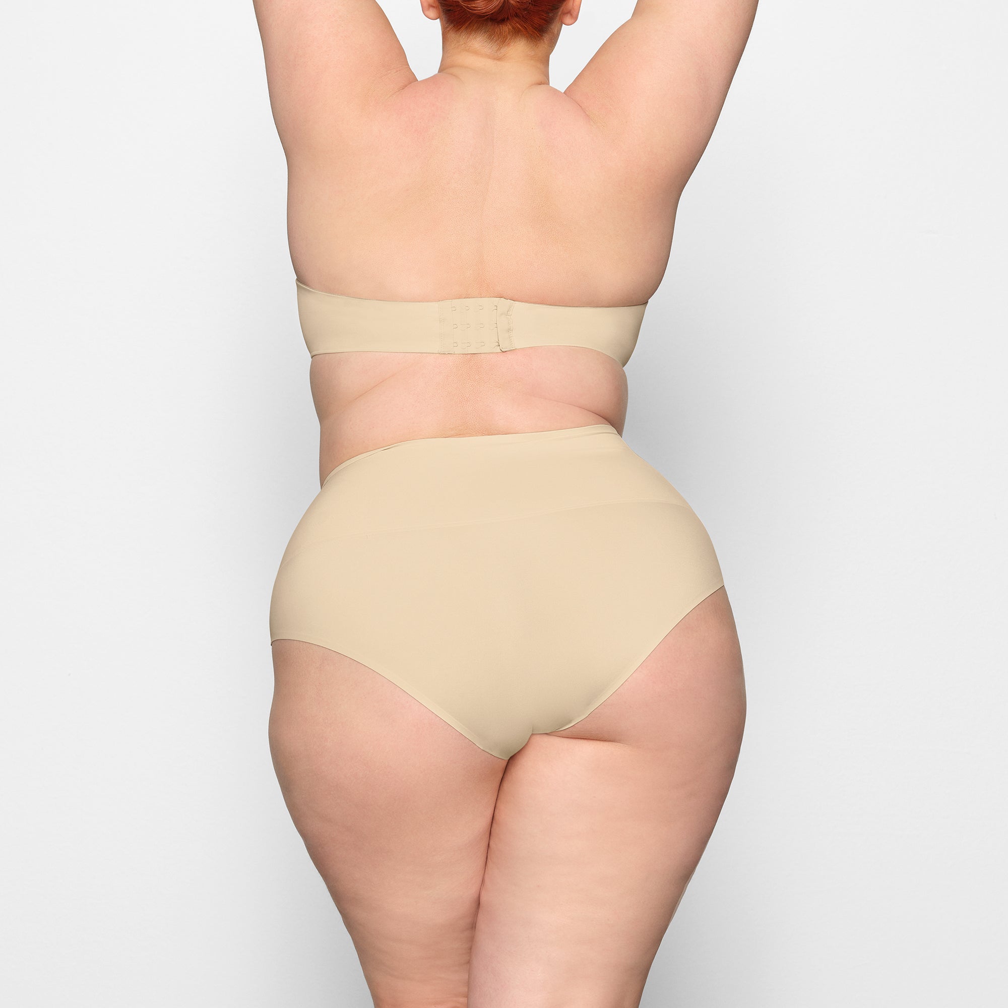 SKIMS SMOOTHING INTIMATES HIGH-WAISTED BRIEF | SAND - Sneaker Türkiye