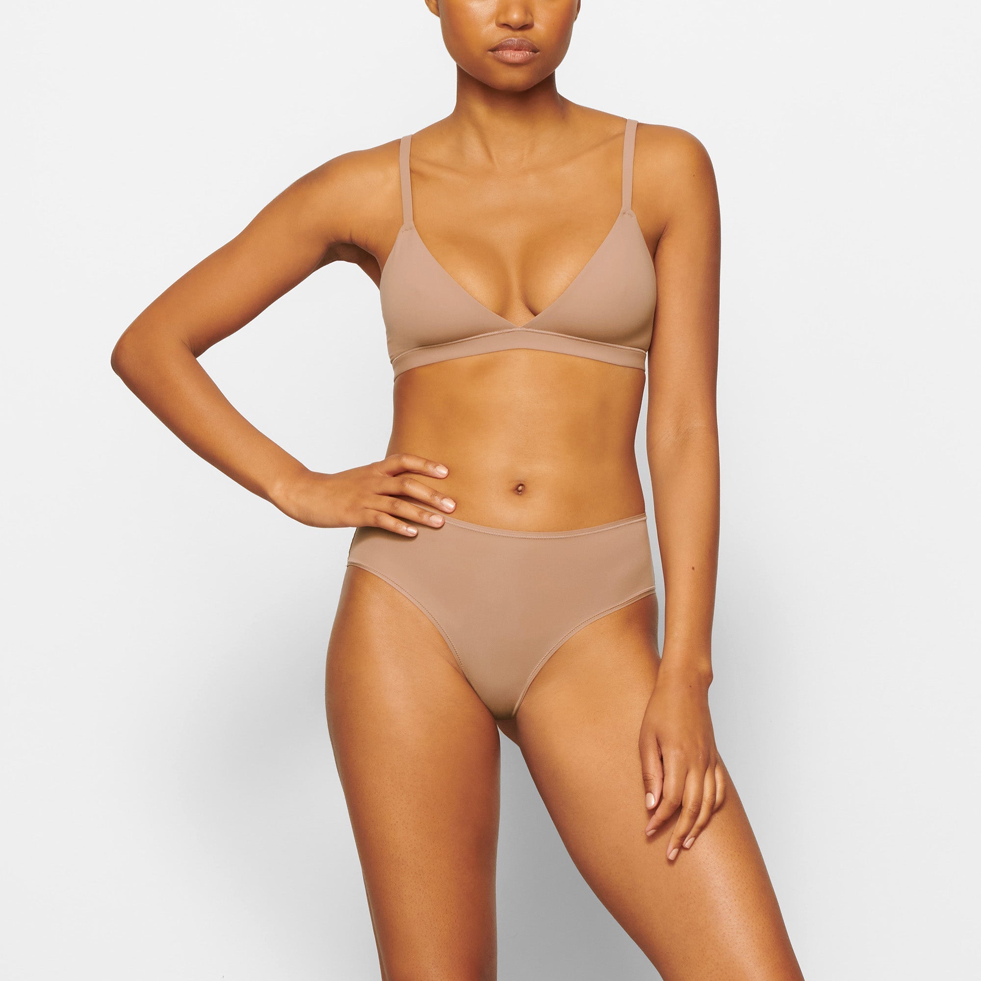 SKIMS FITS EVERYBODY BRIEF | SIENNA - Sneaker Türkiye
