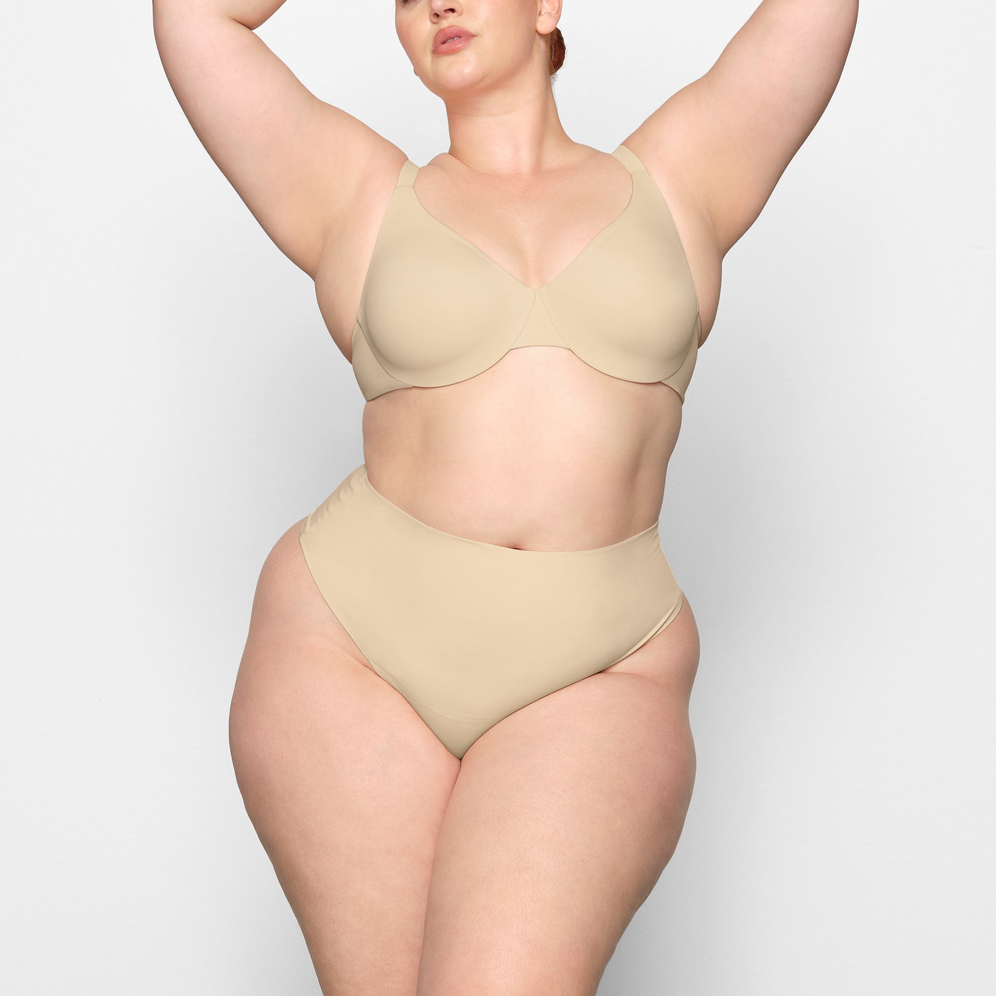 SKIMS SMOOTHING INTIMATES HIGH-WAISTED THONG | SAND - Sneaker Türkiye
