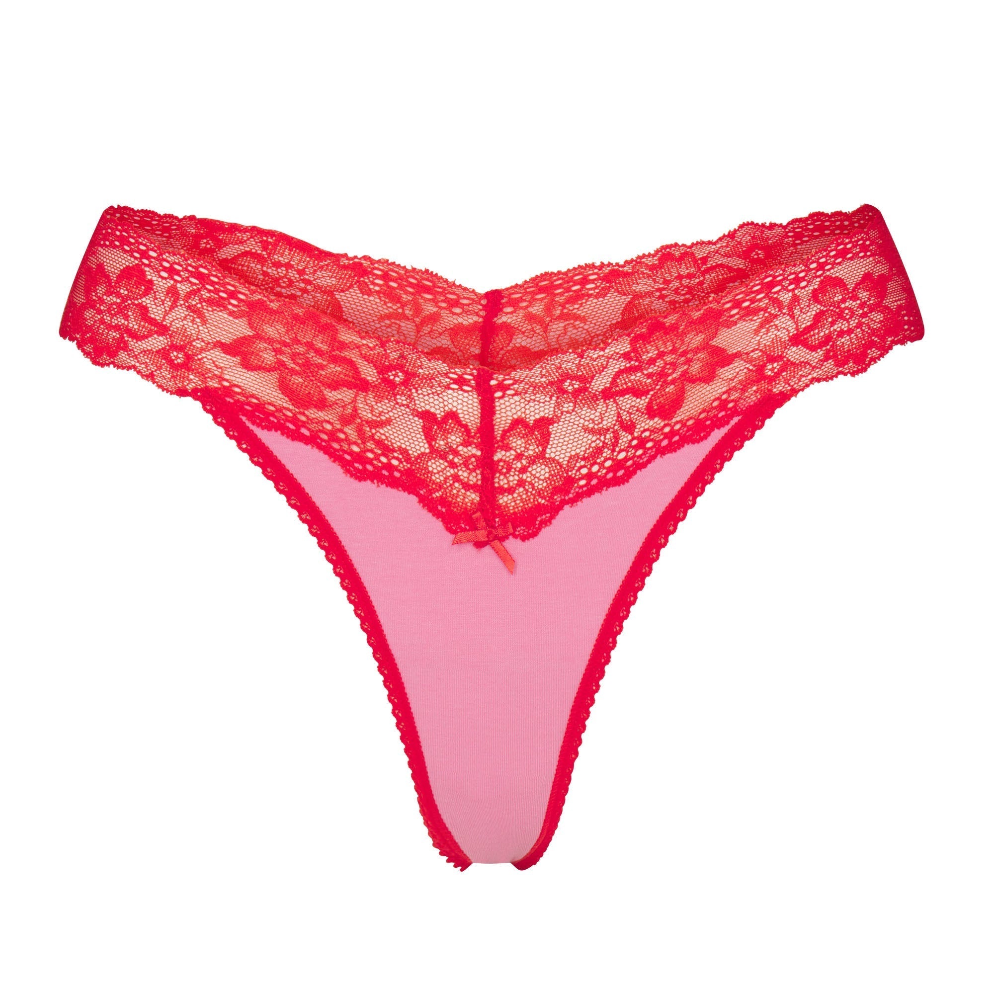 SKIMS LIGHTWEIGHT COTTON WIDE LACE THONG | CARNATION CONTRAST - Sneaker Türkiye