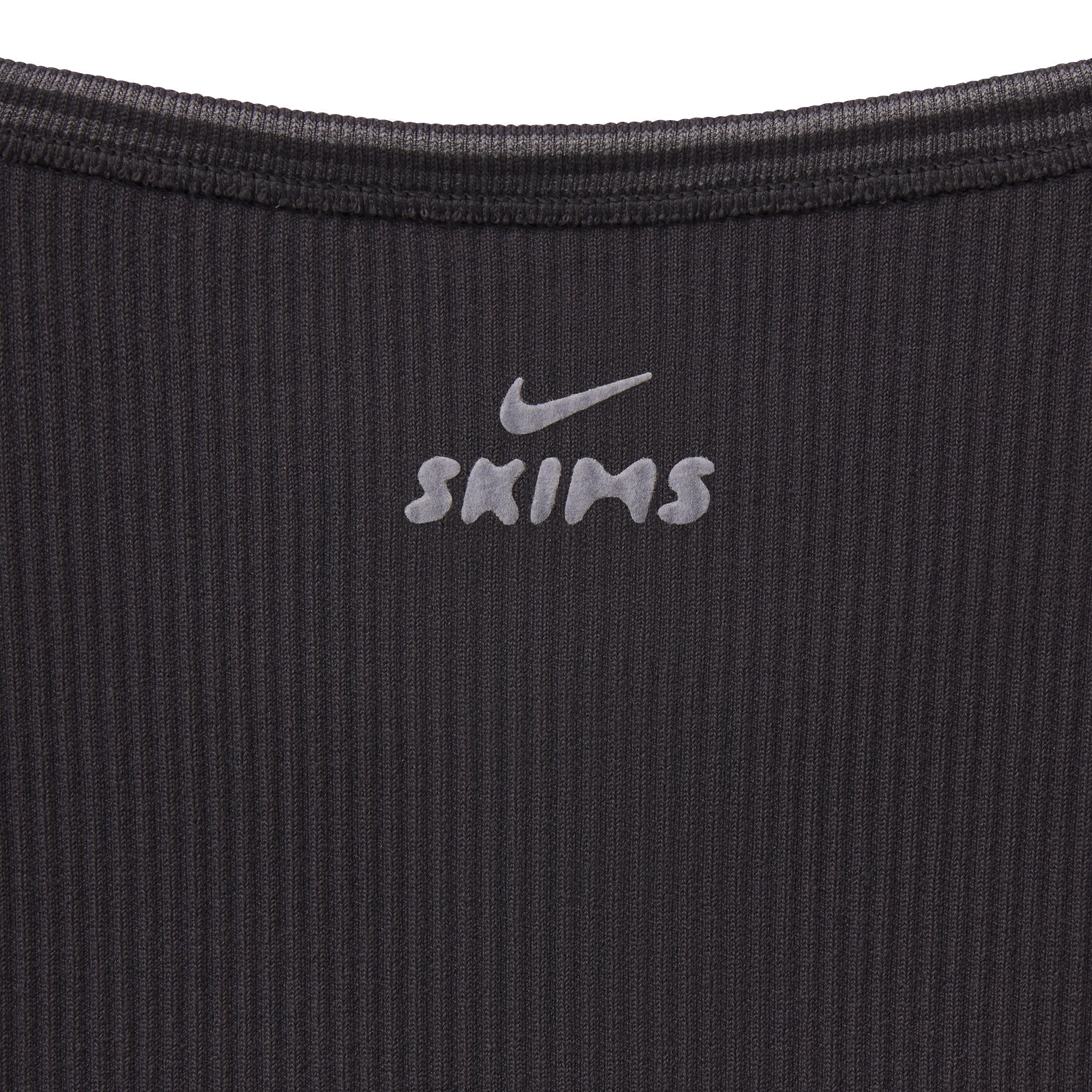 NikeSKIMS RIBBED SEAMLESS CAMI | OBSIDIAN - Sneaker Türkiye