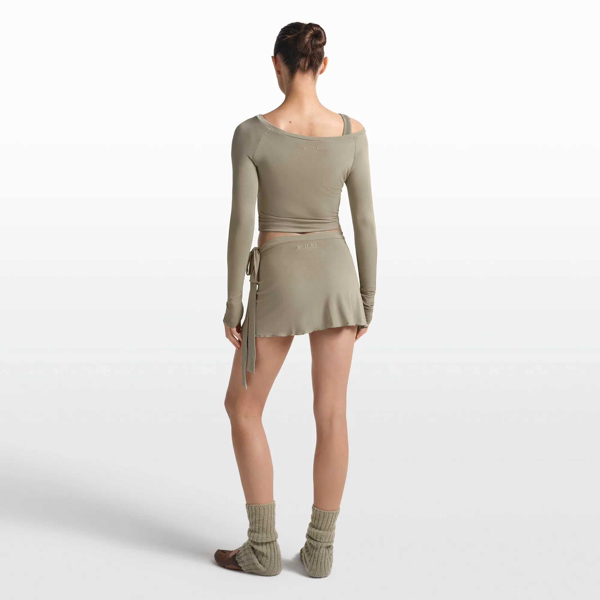 NikeSKIMS STRETCH KNIT WRAP SKIRT | DUNE - Sneaker Türkiye