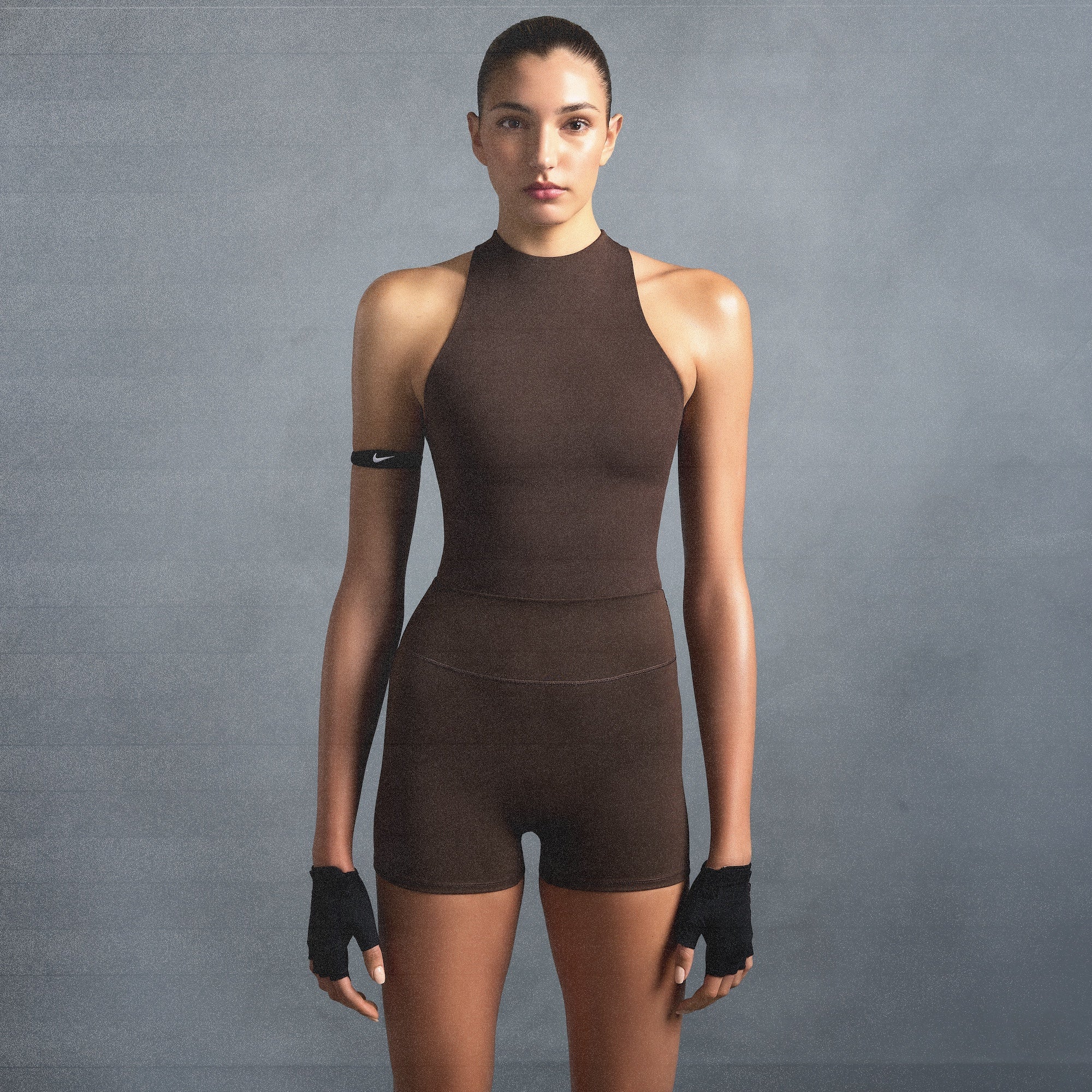 NikeSKIMS MATTE MOCK NECK RACER TANK | DARK SEPIA - Sneaker Türkiye